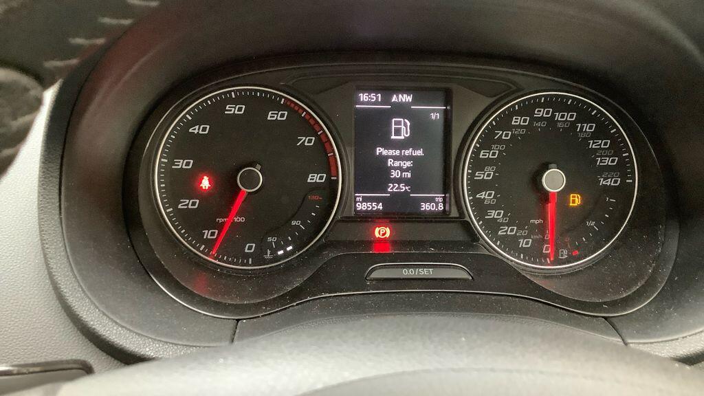 Seat Ibiza view 8