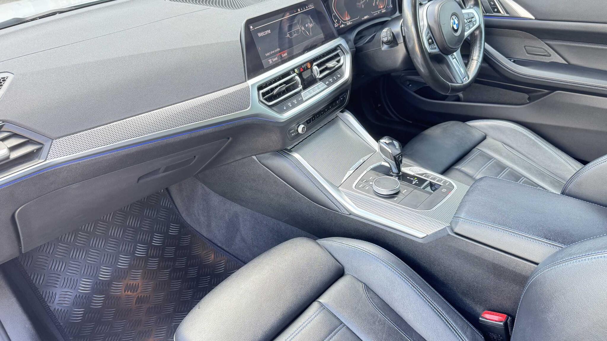 BMW 4 Series view 13