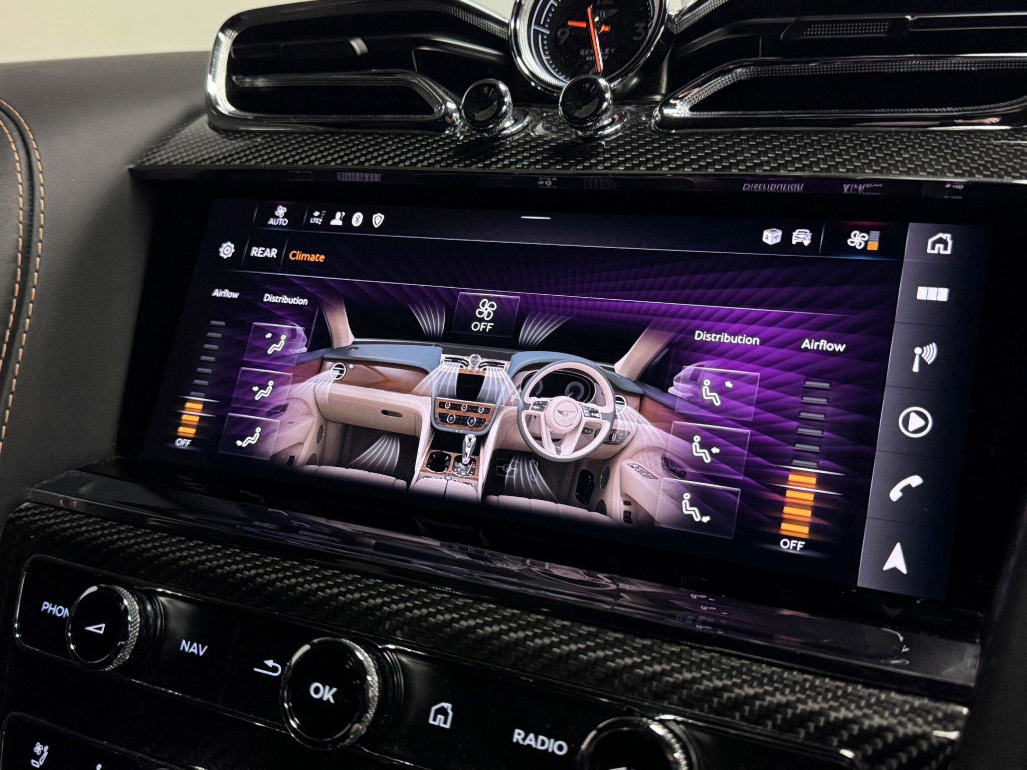Bentley Bentayga view 75