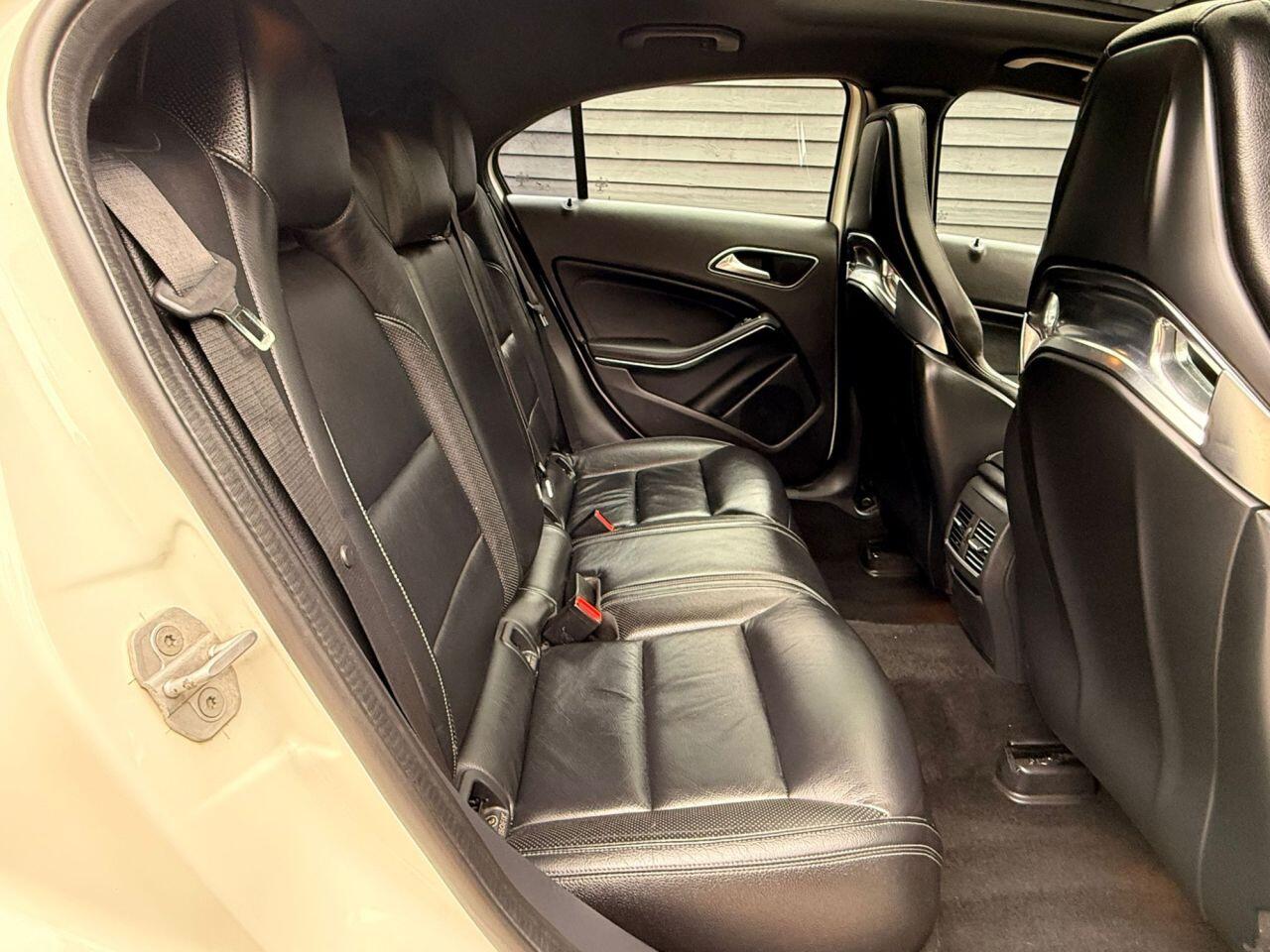 Mercedes-Benz A-Class view 16