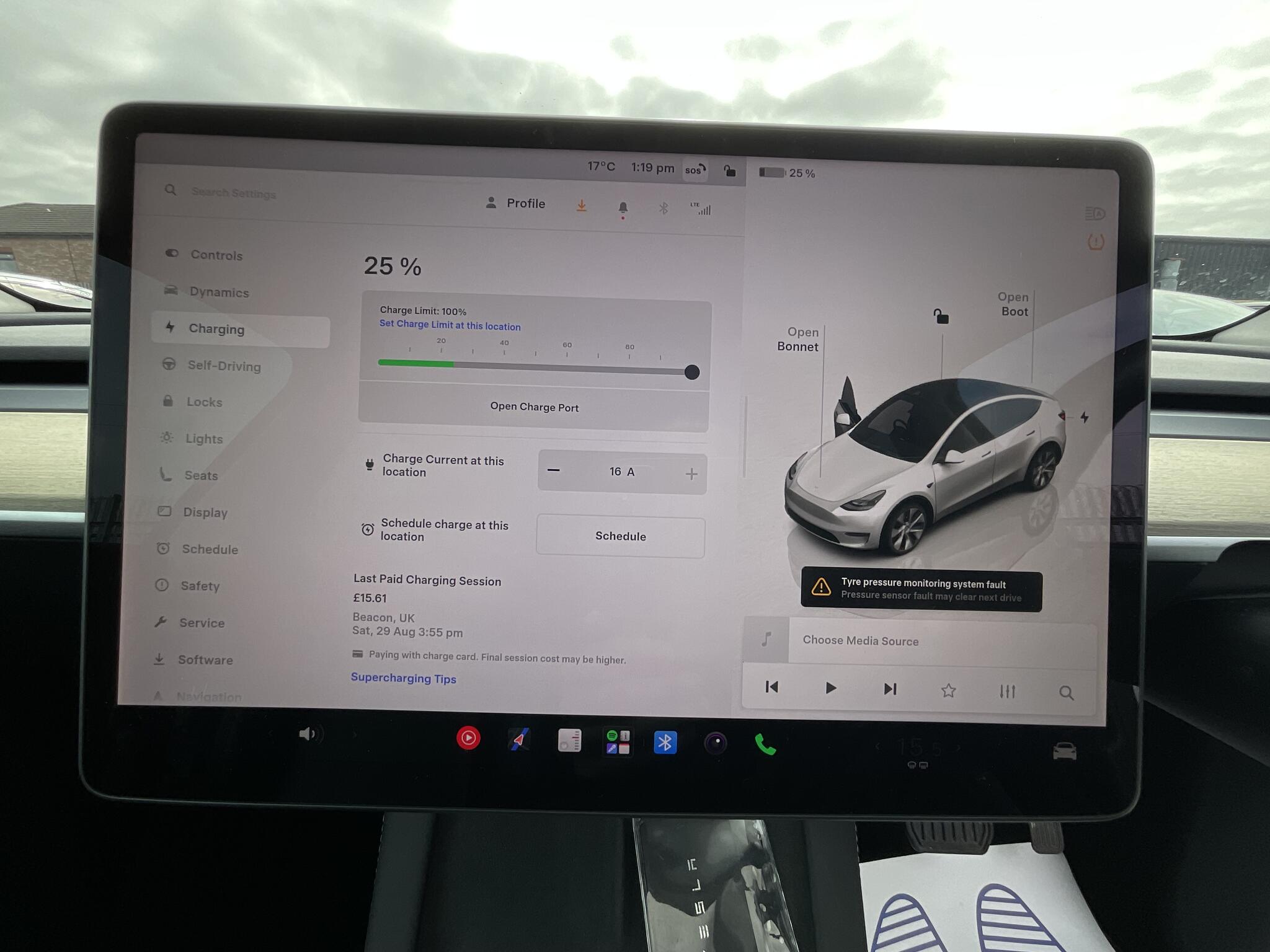 Tesla Model Y view 26