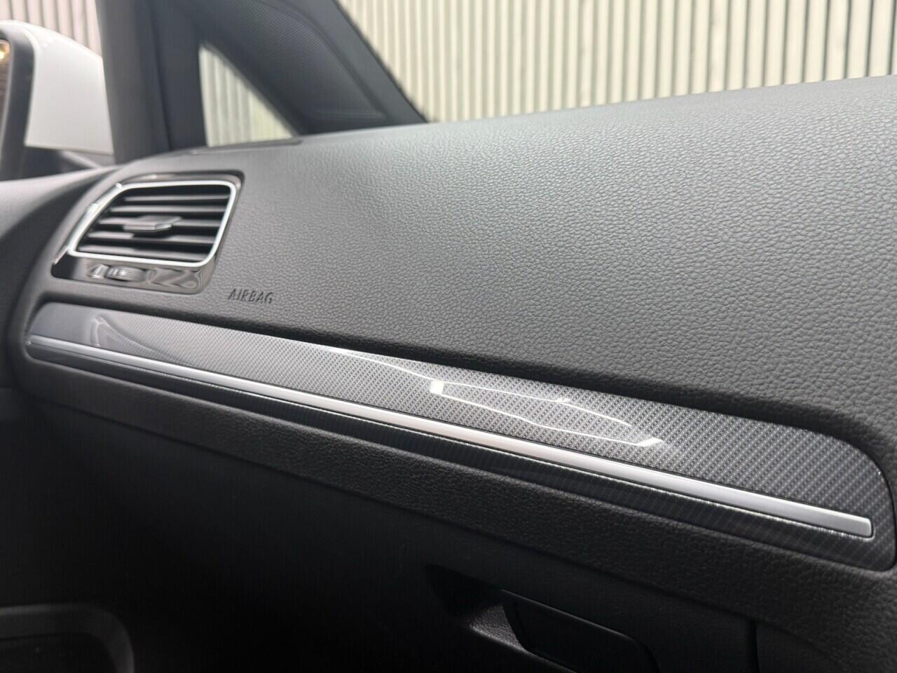 Volkswagen Golf view 20