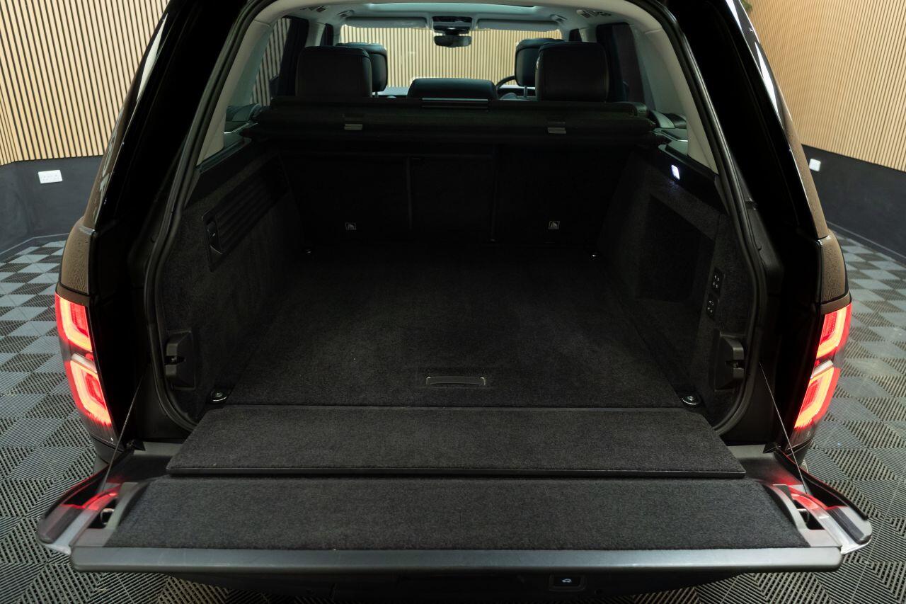 Land Rover Range Rover view 14