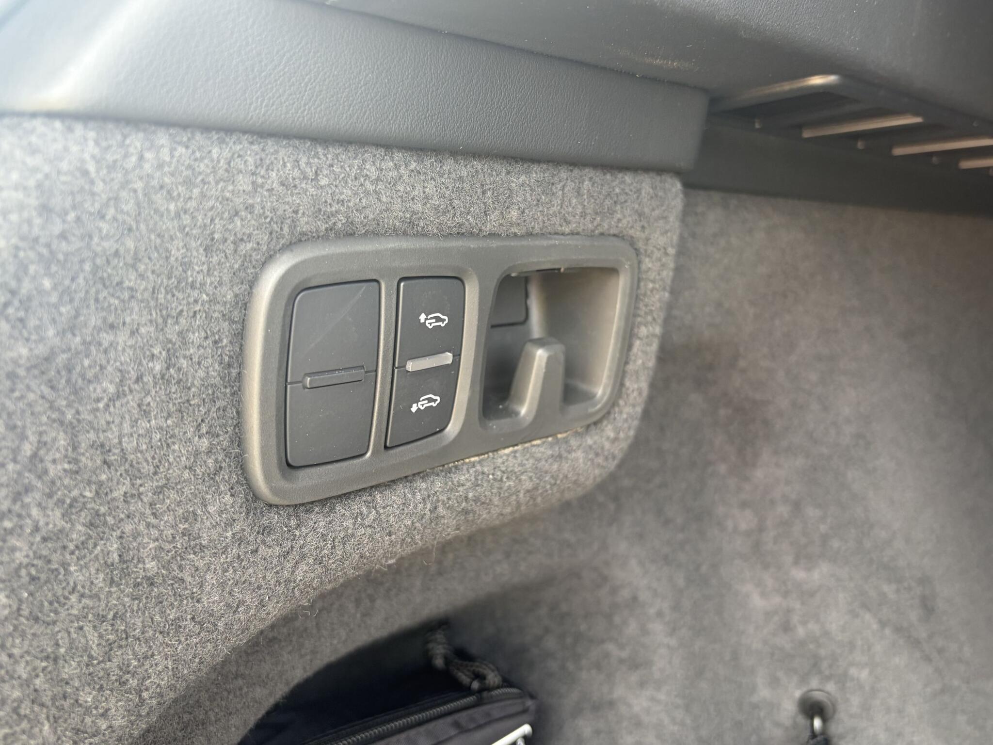 Lamborghini Urus view 49