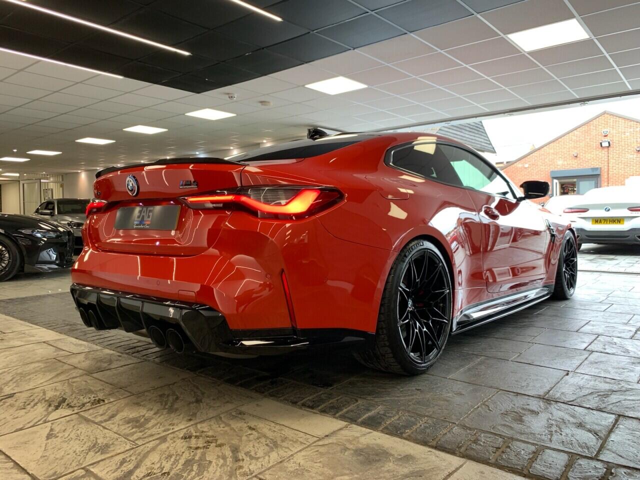 BMW M4 view 16