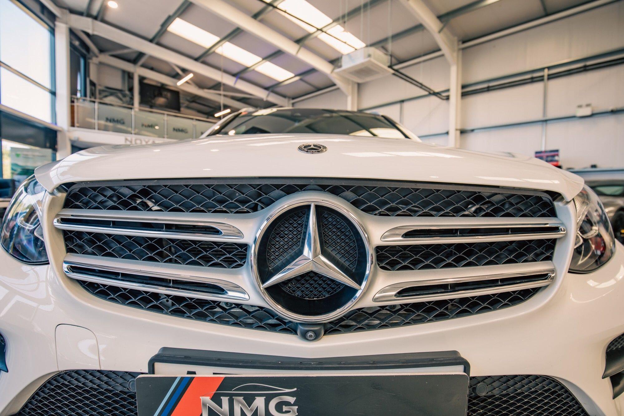 Mercedes-Benz GLC view 7