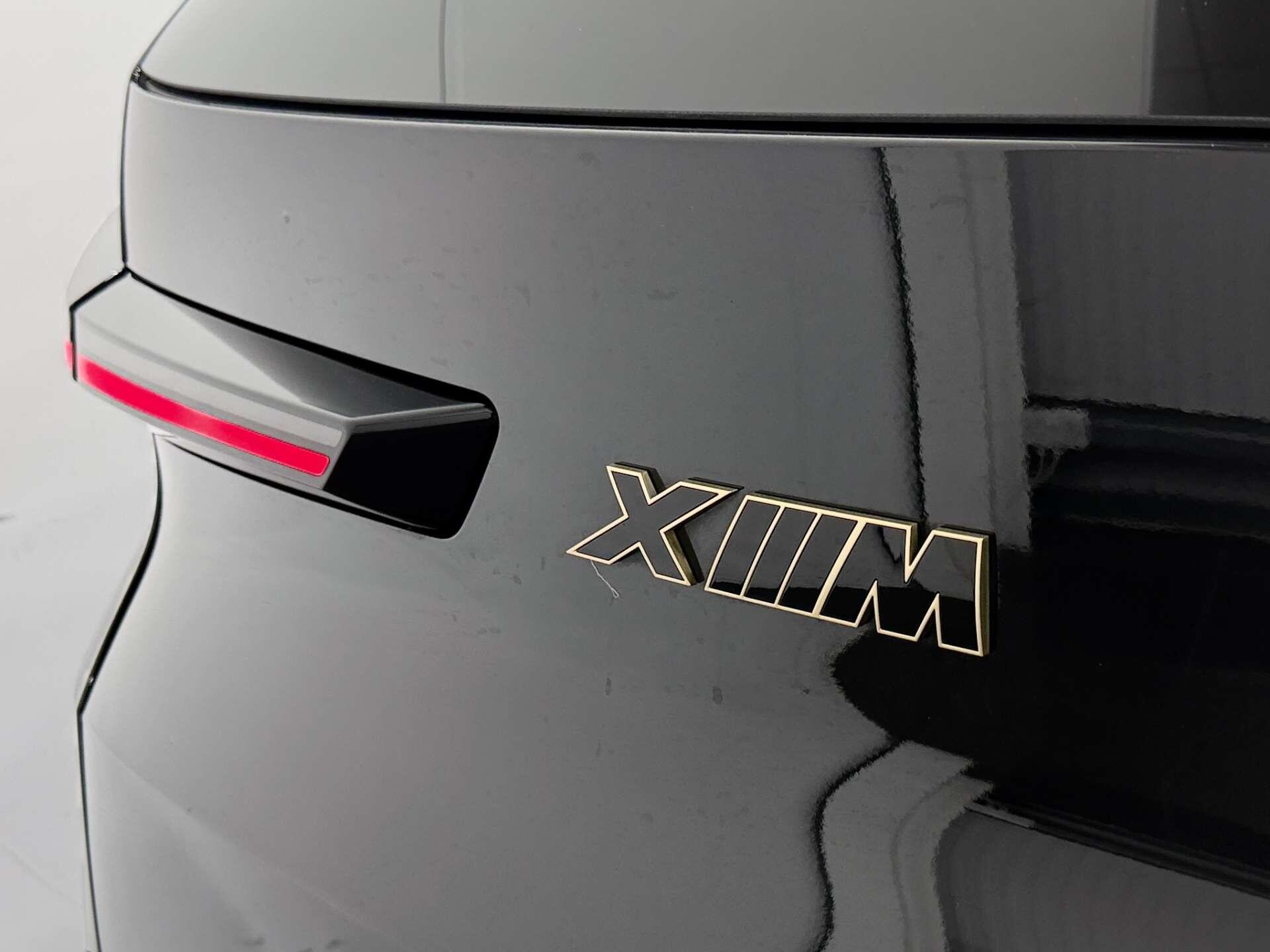 BMW XM view 26