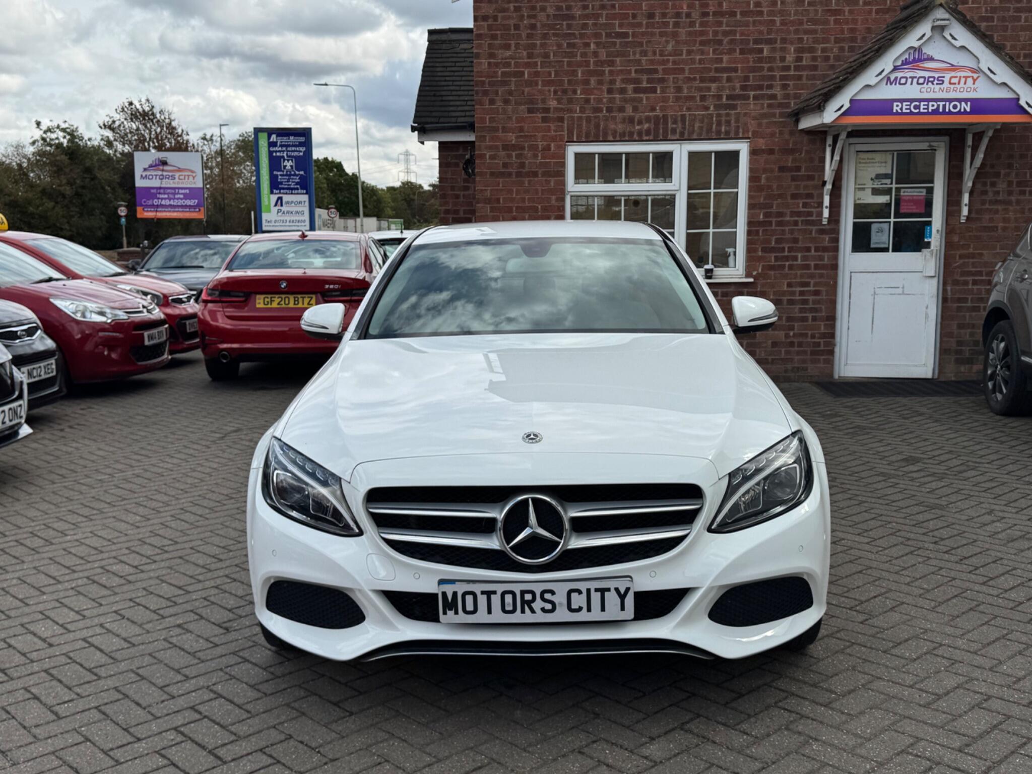 Mercedes-Benz C-Class view 5