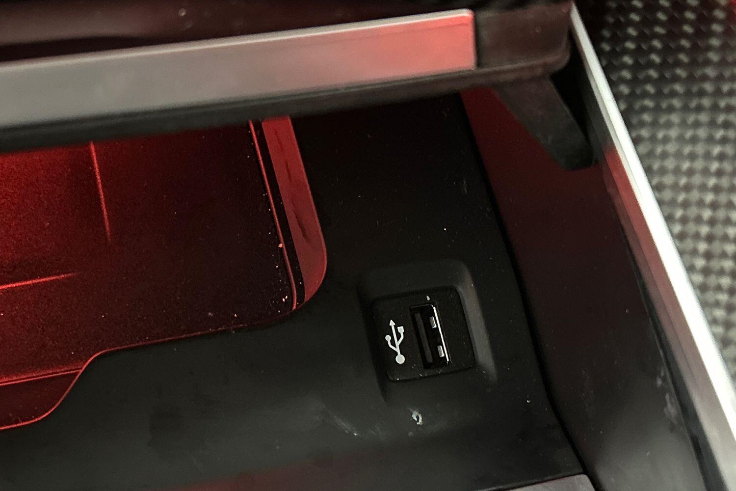 BMW XM view 22