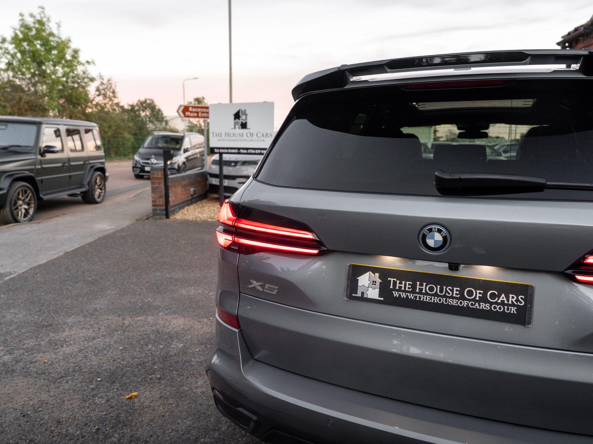 BMW X5 view 26