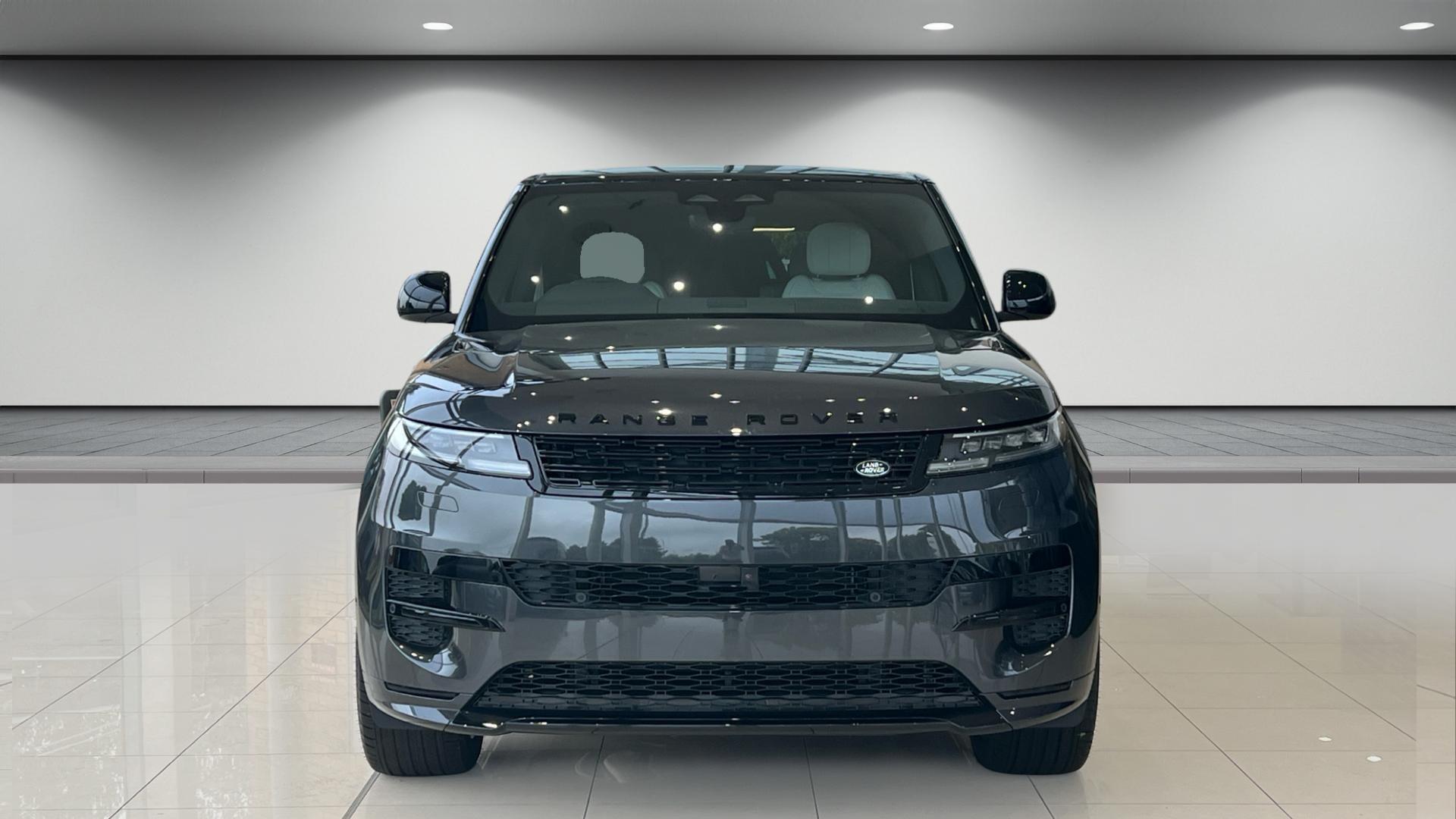 Land Rover Range Rover Sport view 8