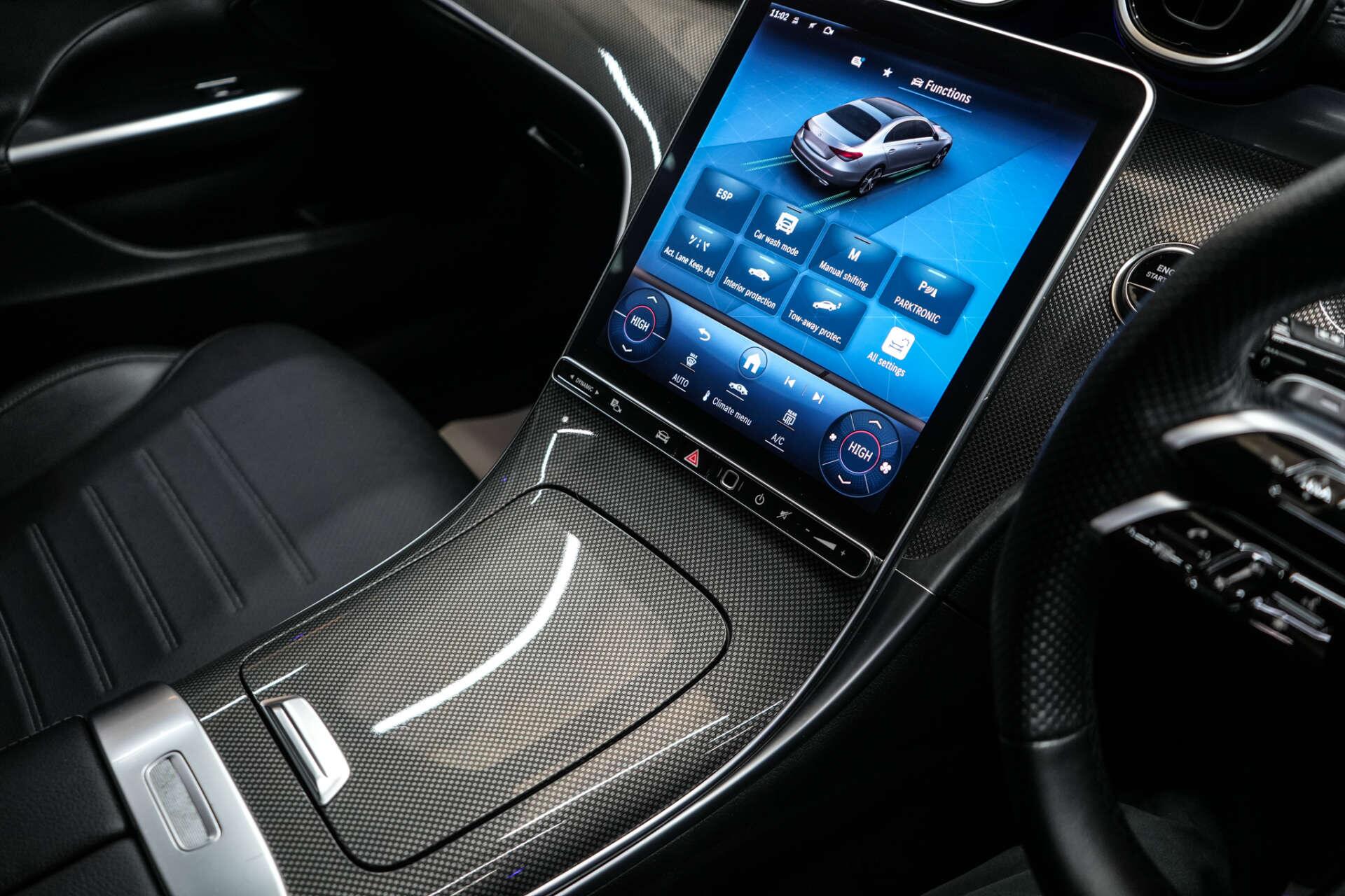 Mercedes-Benz C-Class view 35