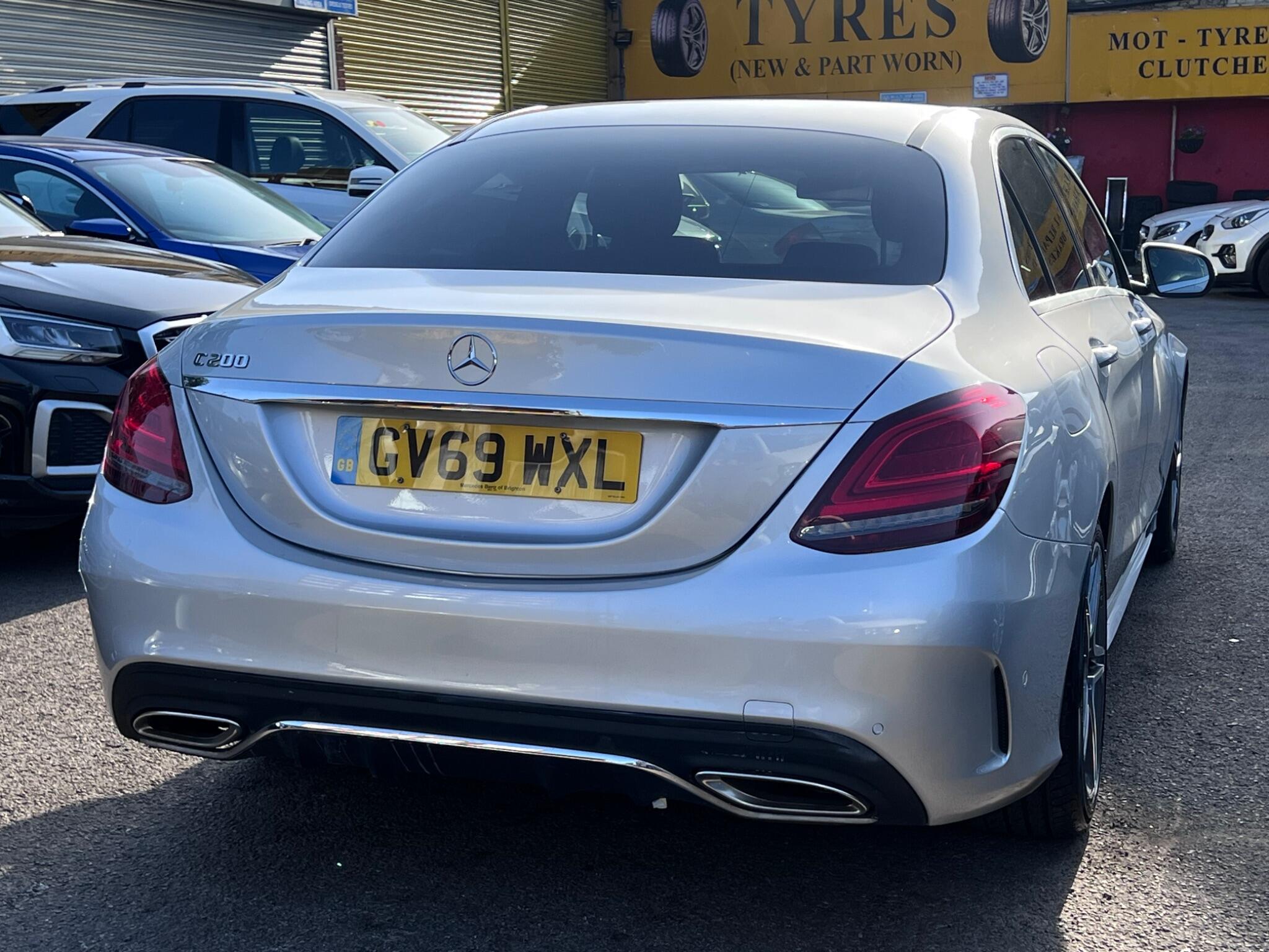 Mercedes-Benz C Class view 13