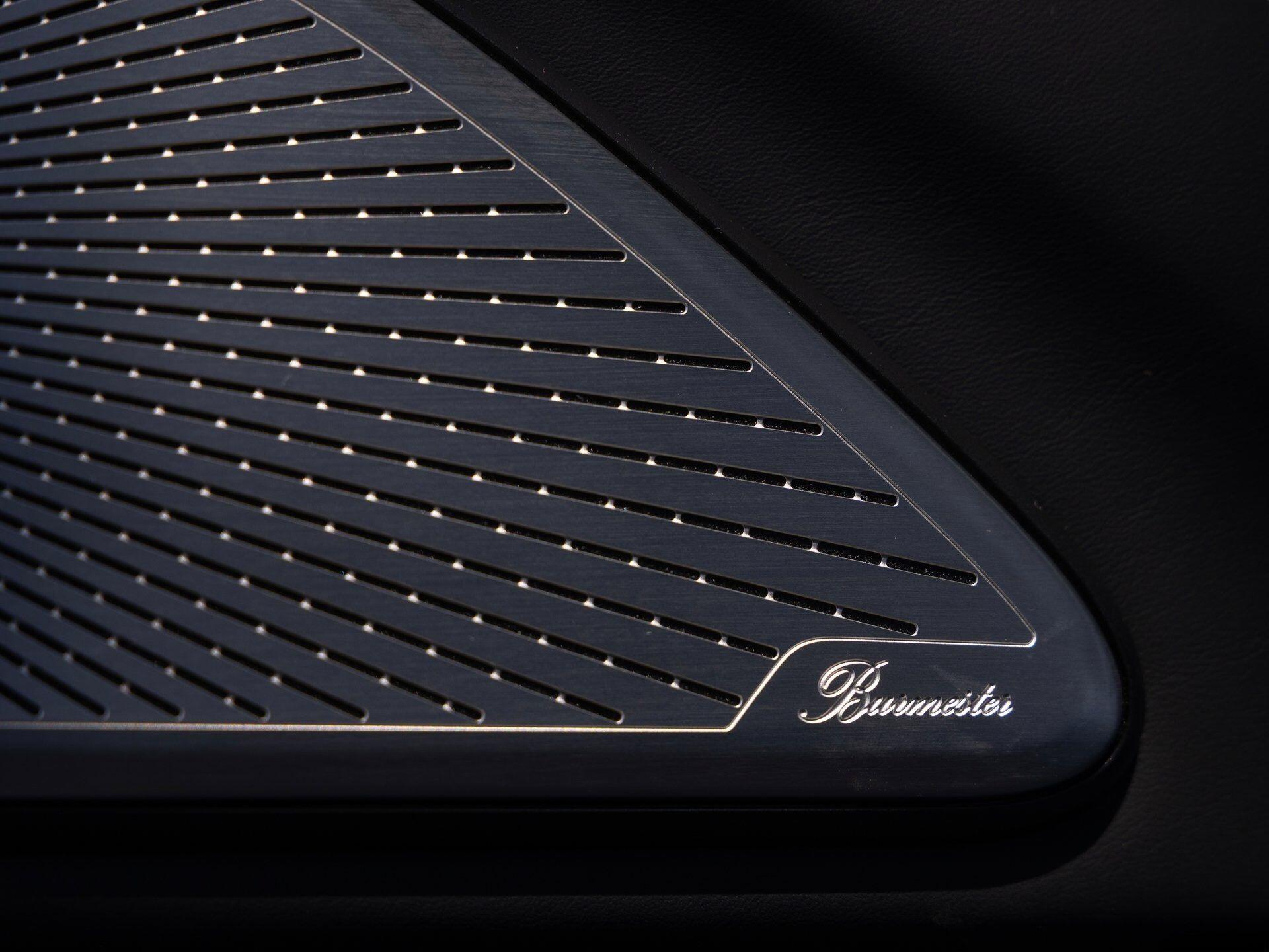 Mercedes-Benz S-Class view 7