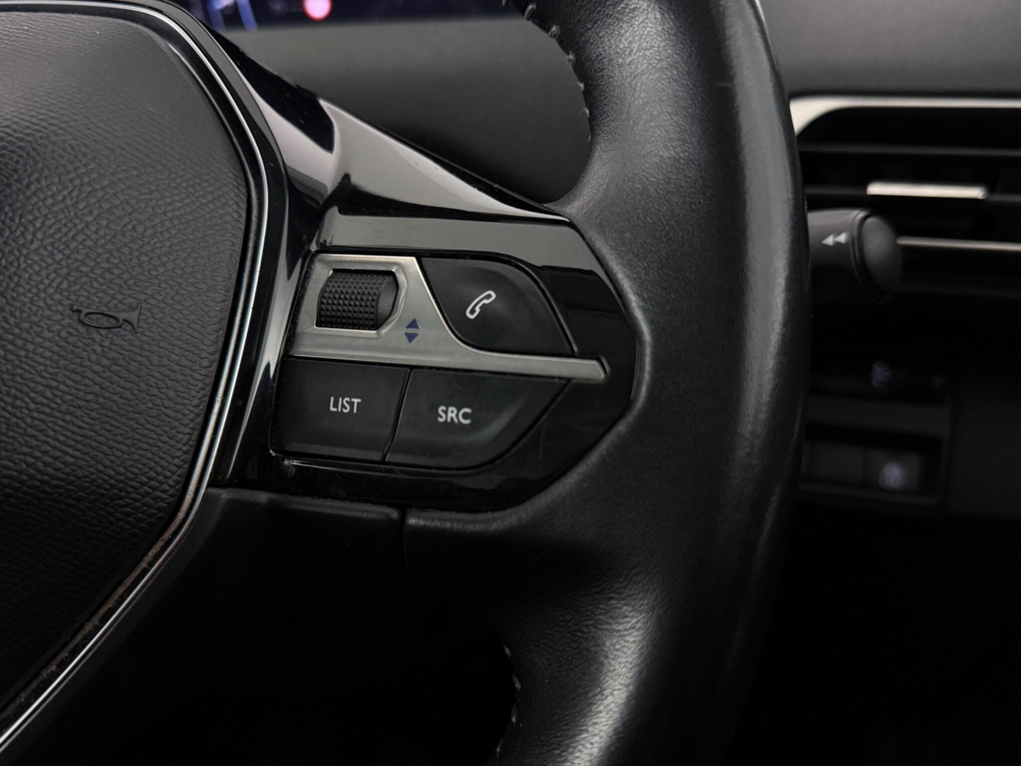 Peugeot 5008 view 14