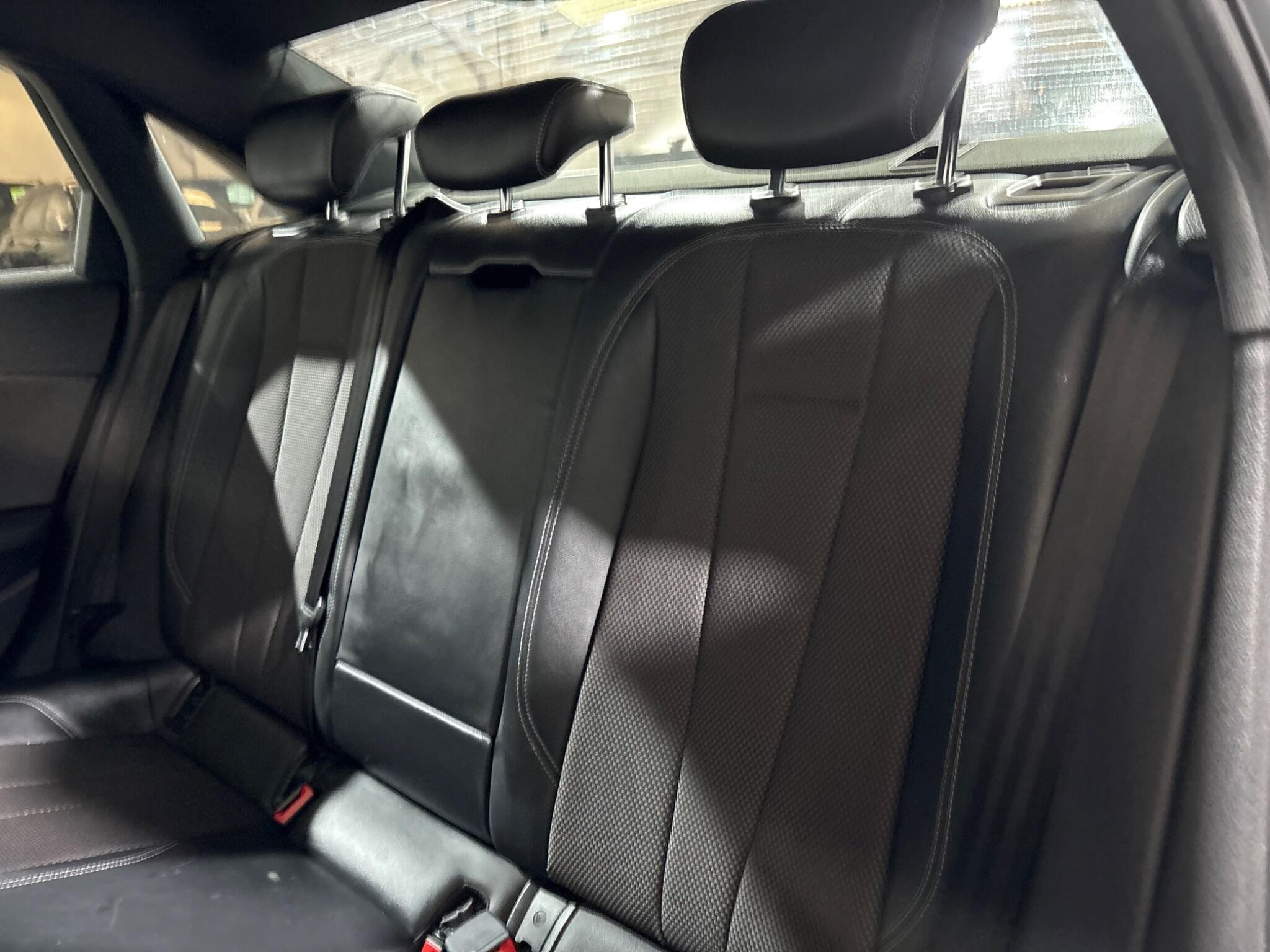 Audi A4 view 23