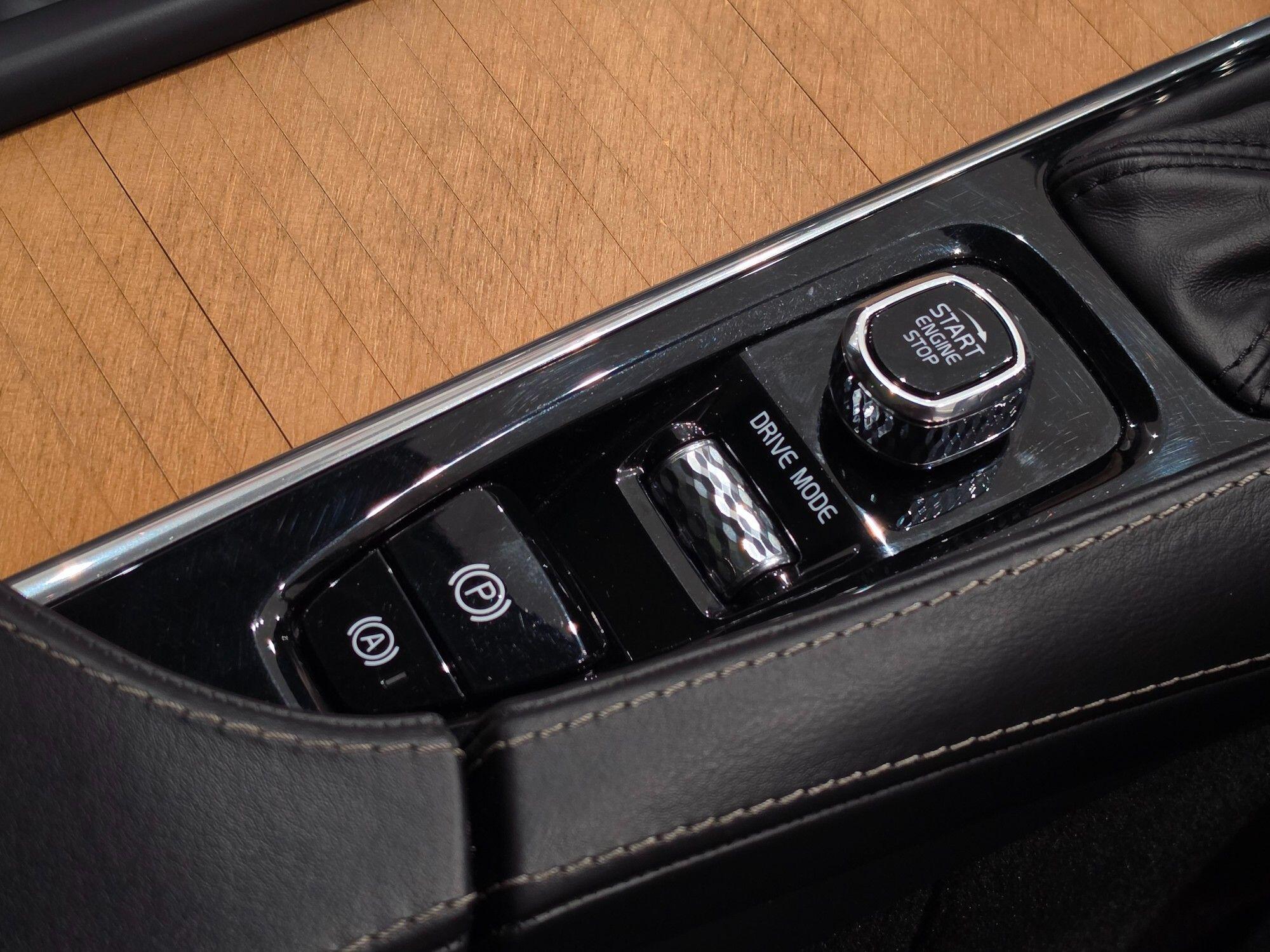 Volvo V90 view 91