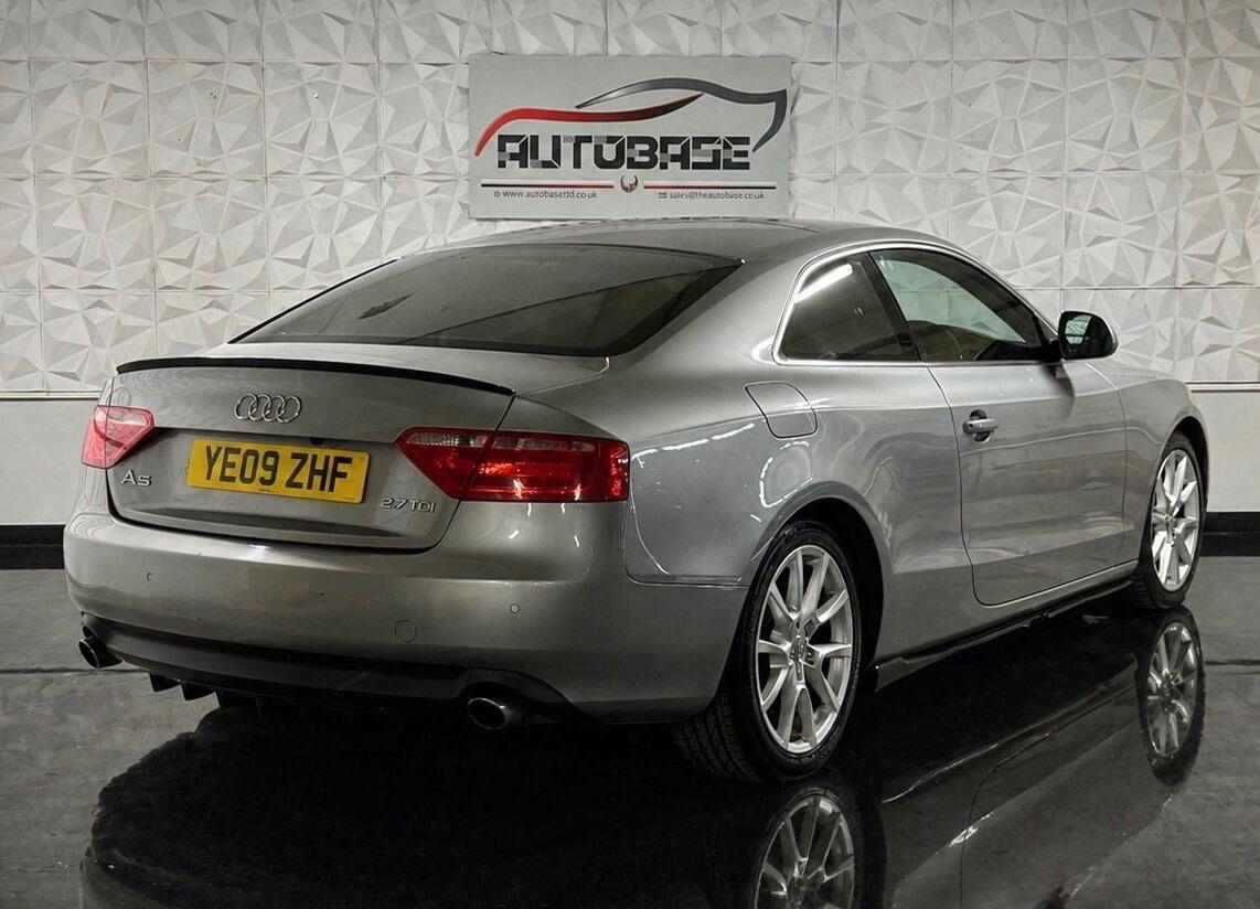 Audi A5 view 7