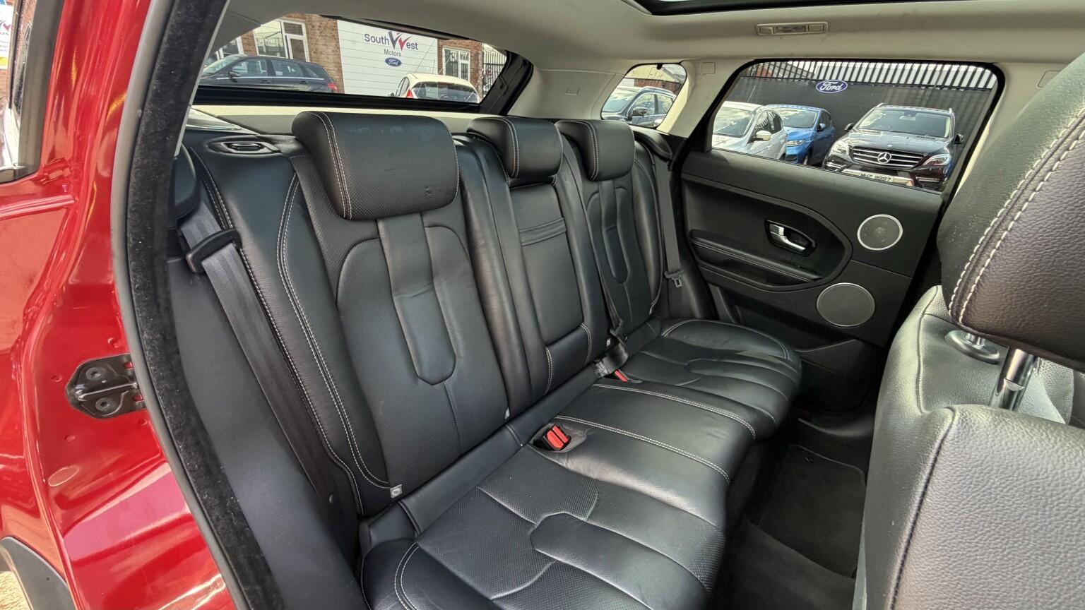 Land Rover Range Rover Evoque view 19