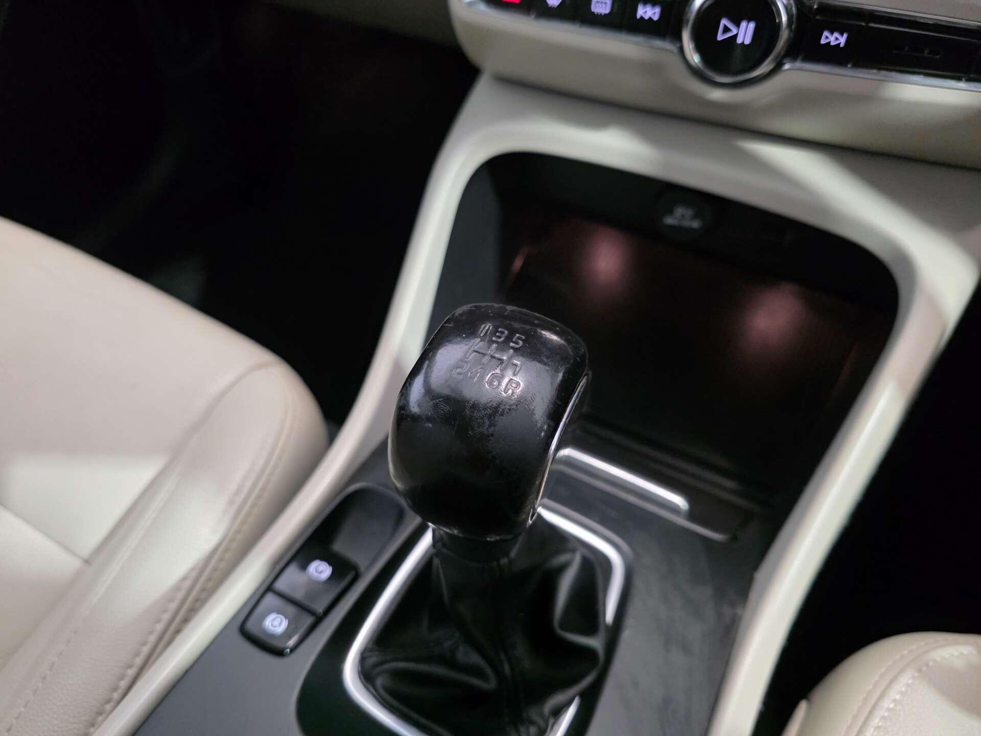 Volvo XC40 view 31