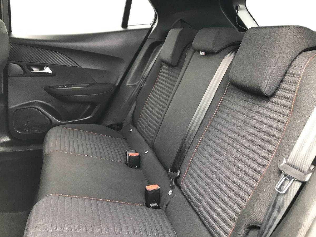 Peugeot 2008 view 7