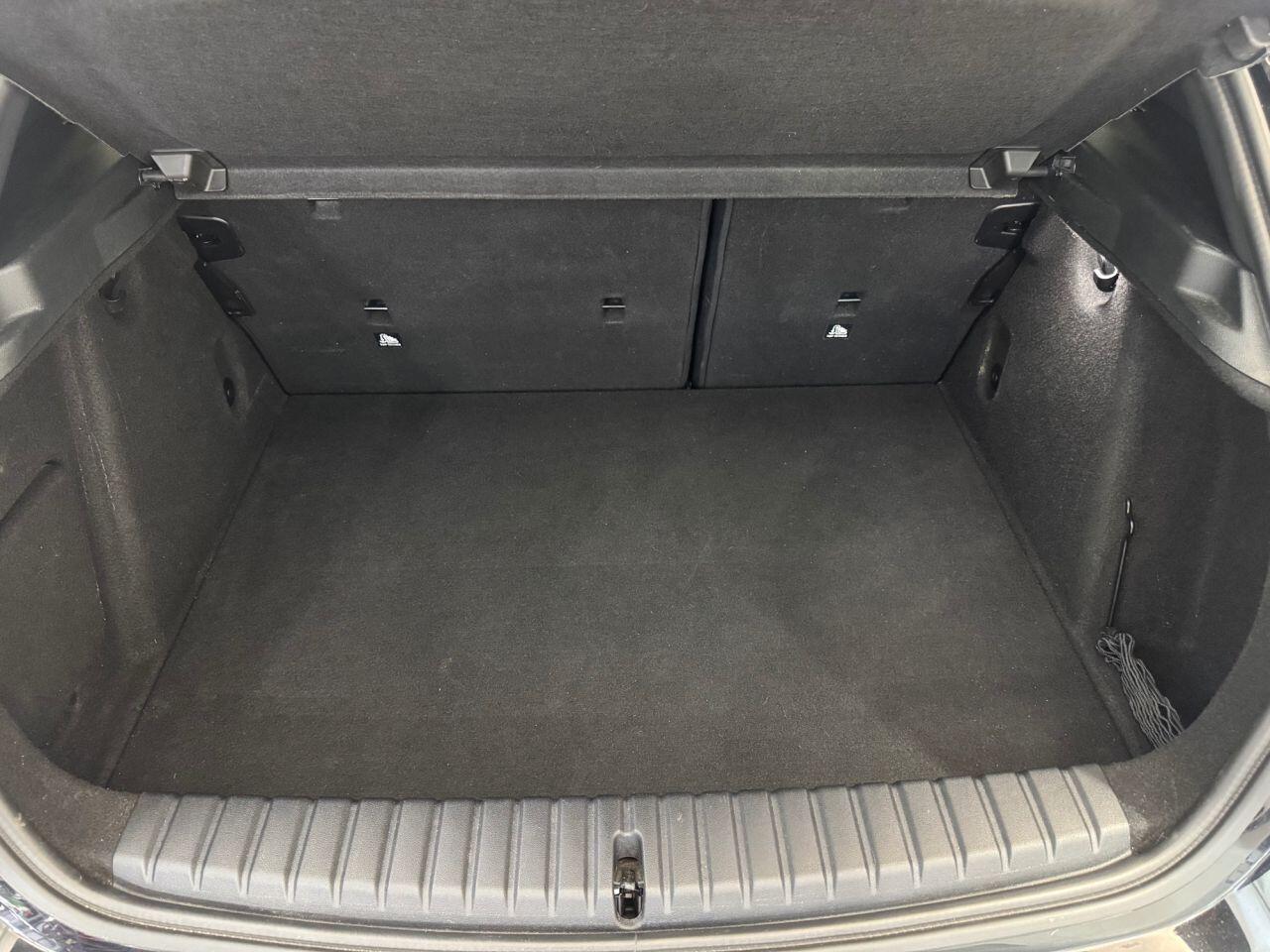 BMW 1 Series view 64