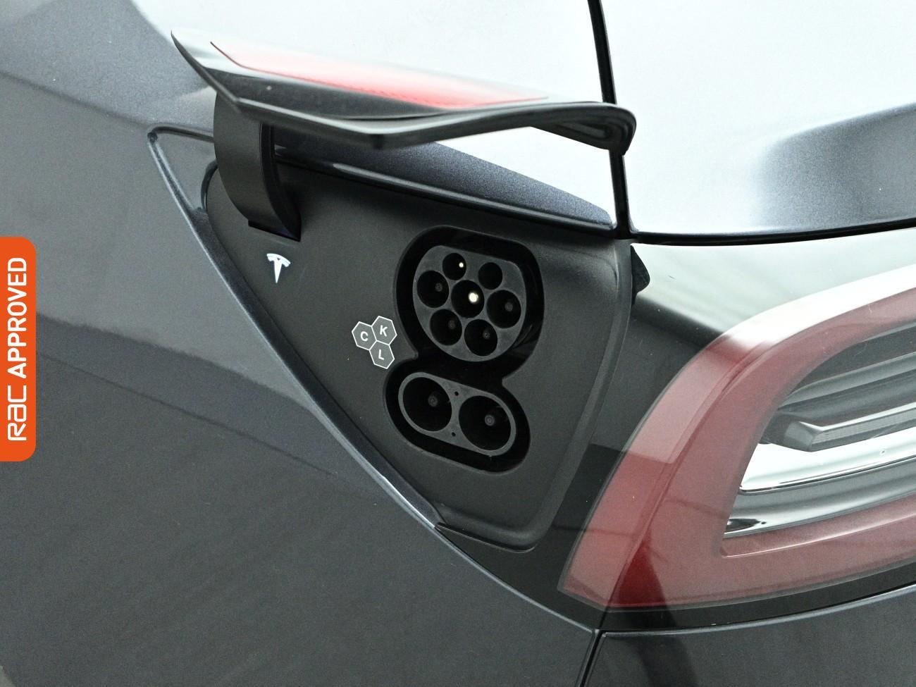 Tesla Model 3 view 30