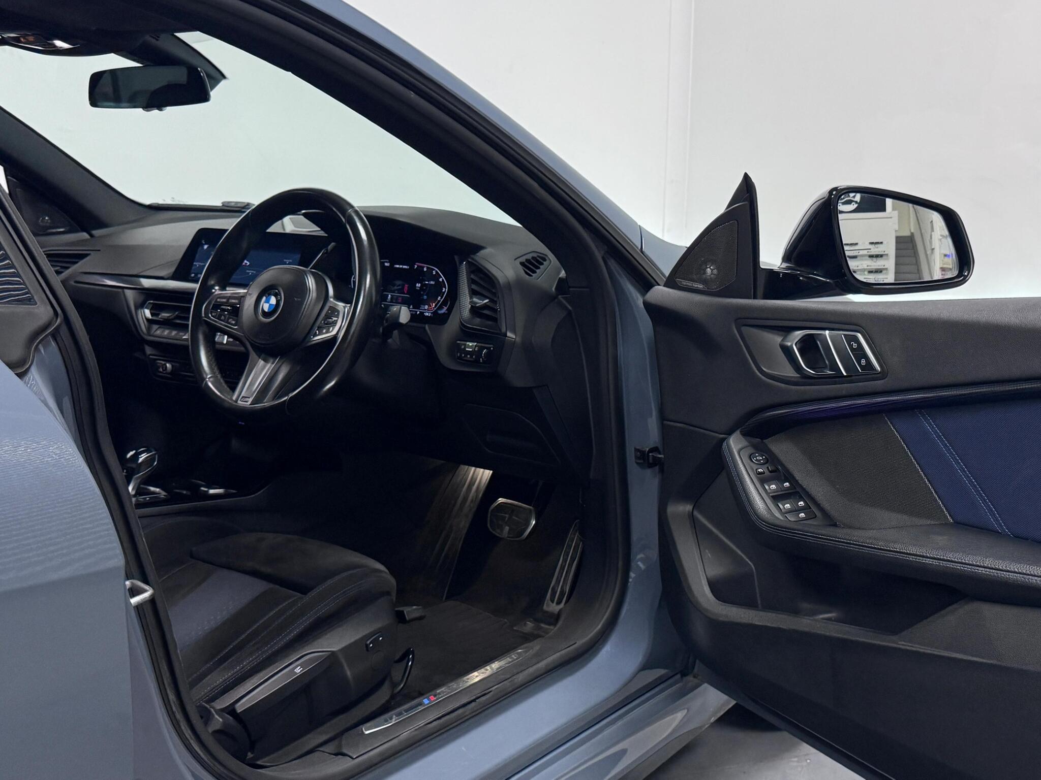 BMW 2 Series Gran Coupe view 32