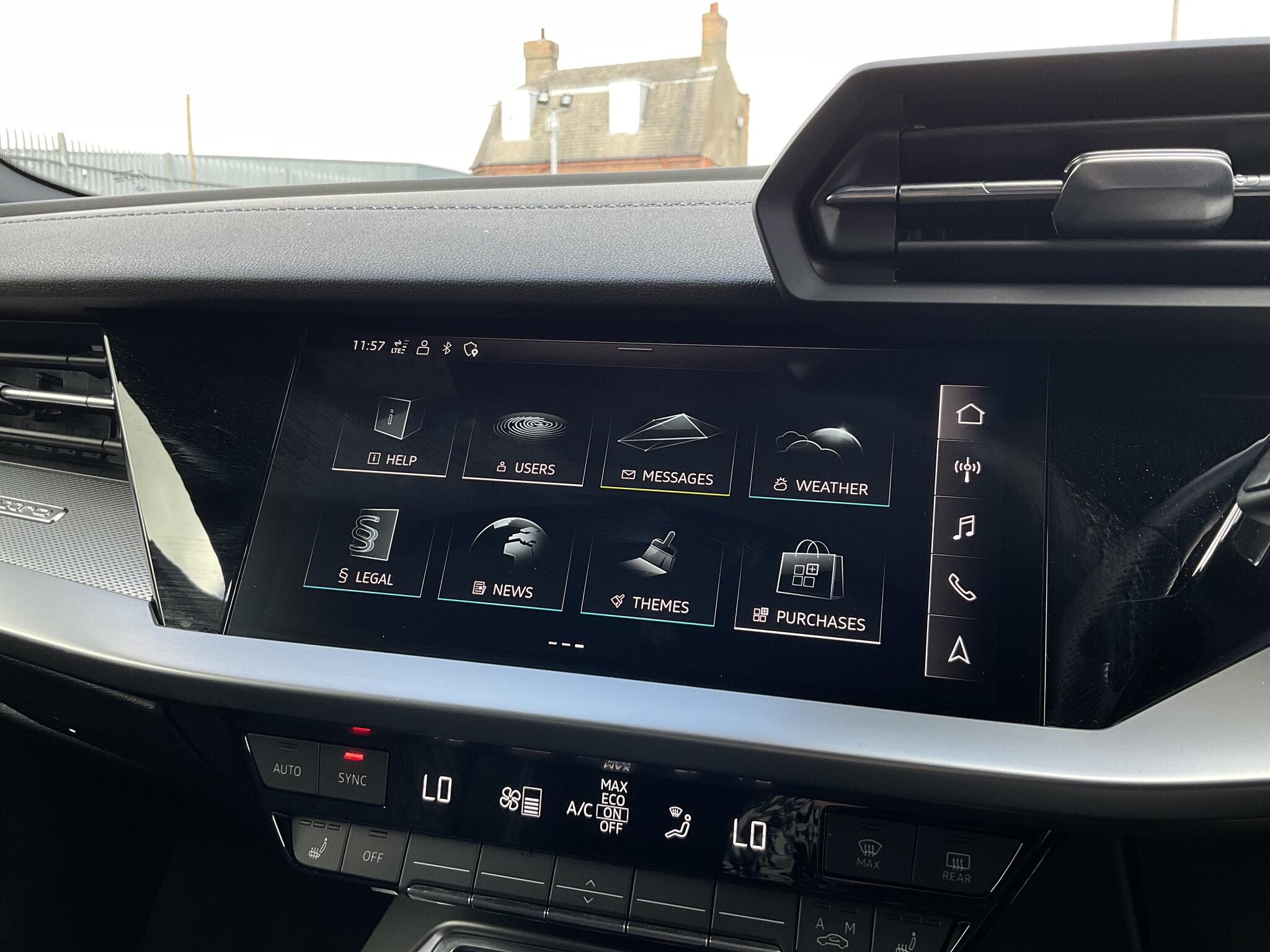 Audi S3 view 36