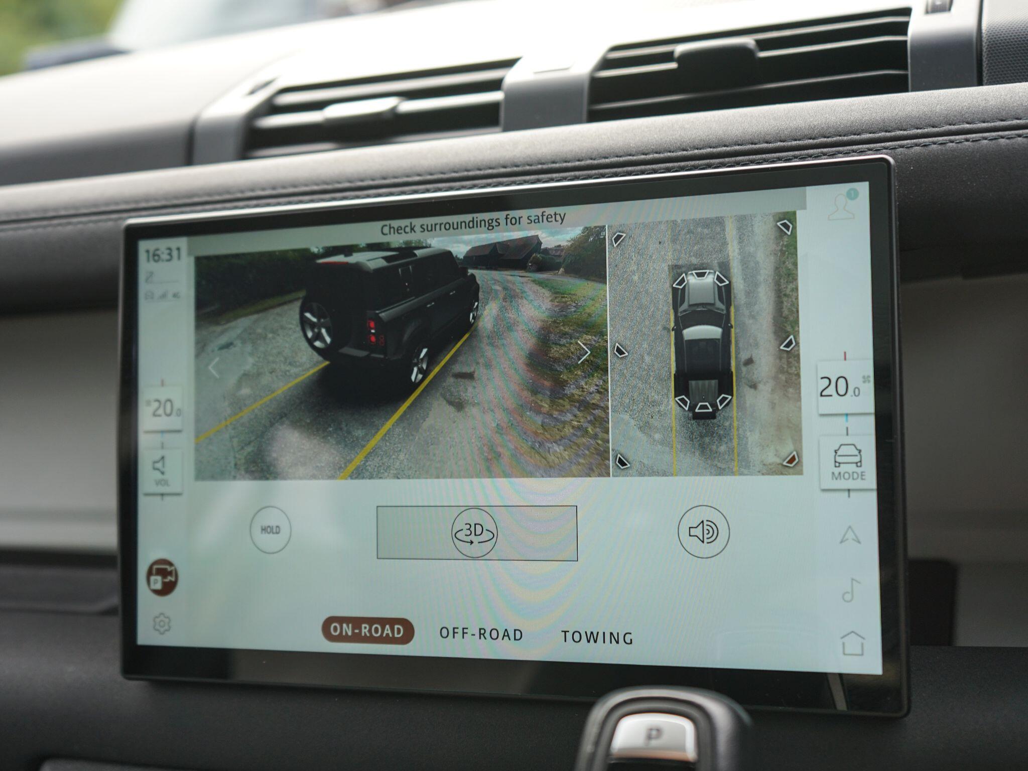 Land Rover Defender view 24