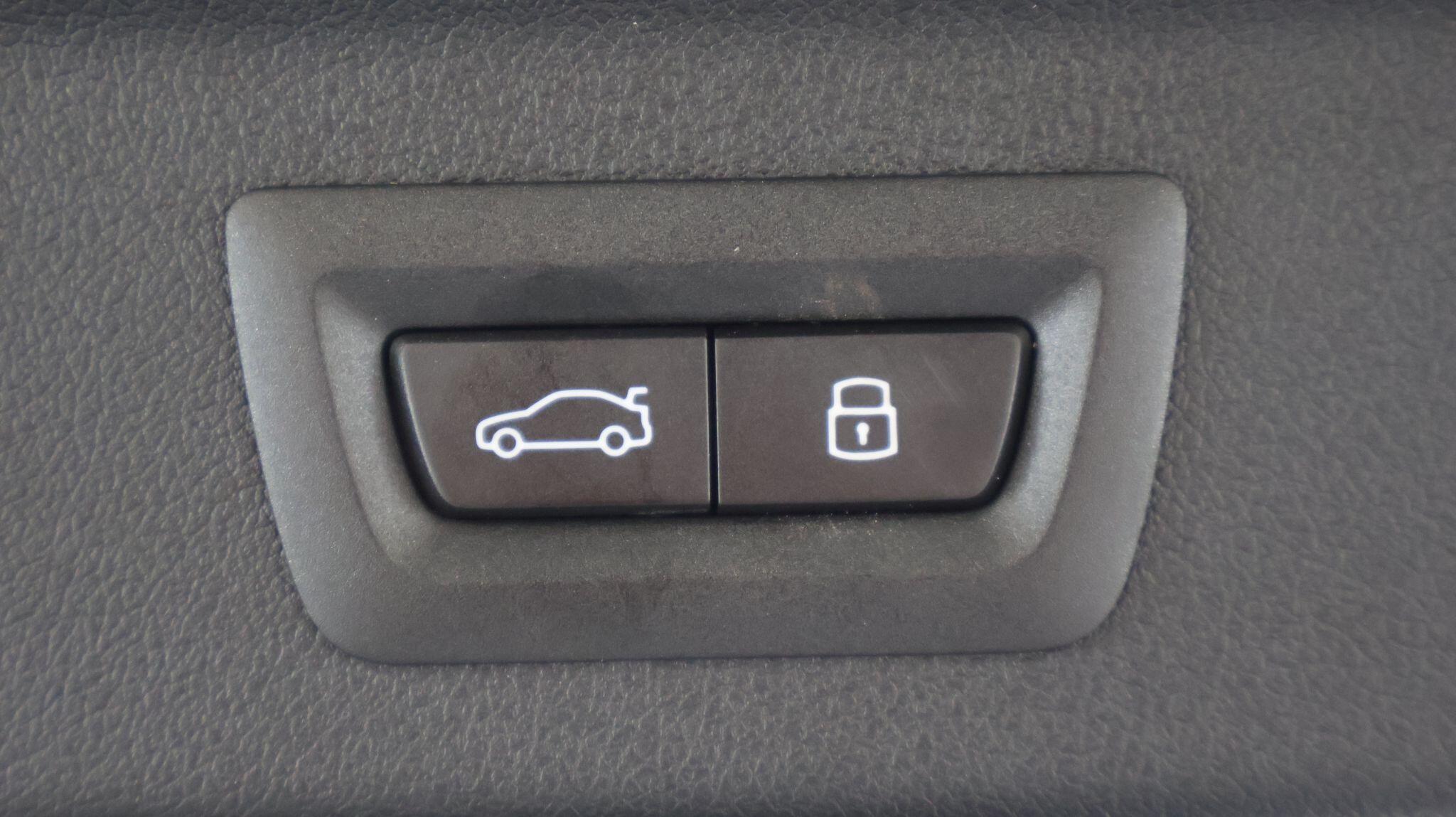 BMW iX2 view 37