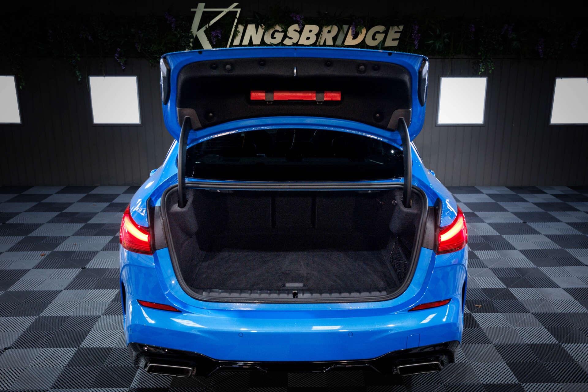 BMW 2 Series view 21