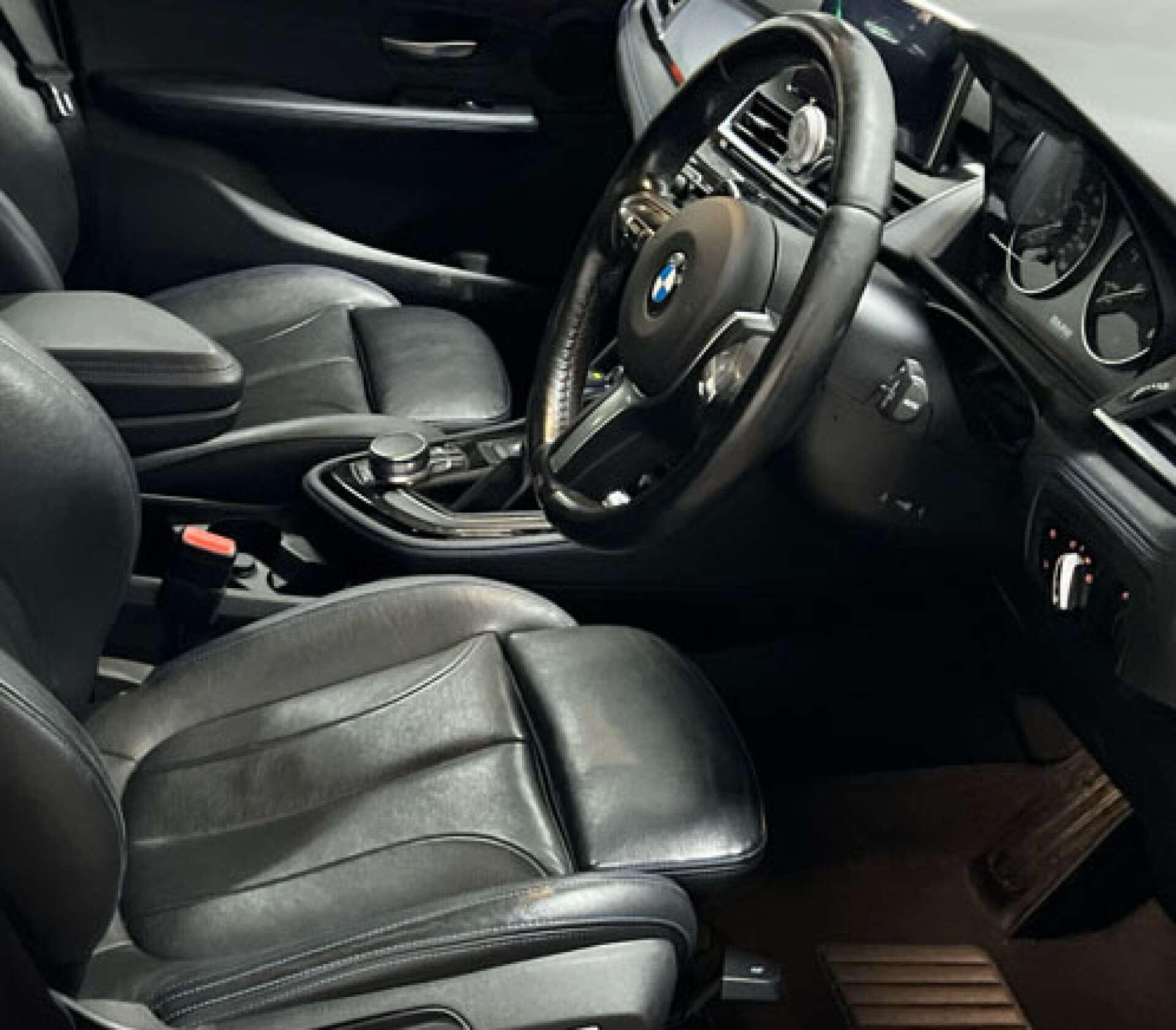 BMW 2 Series view 4