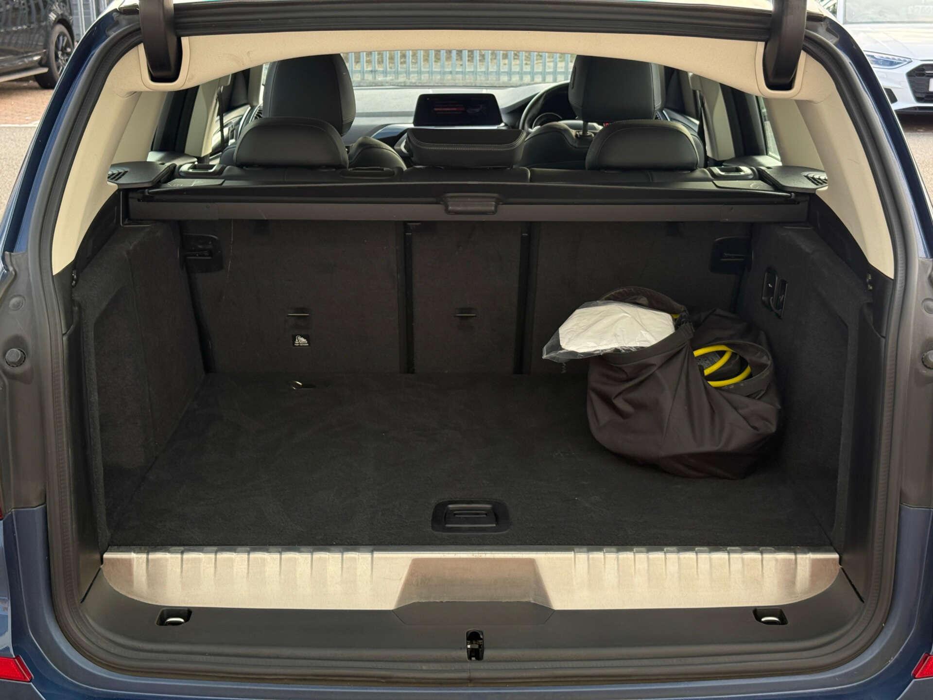 BMW X3 view 34