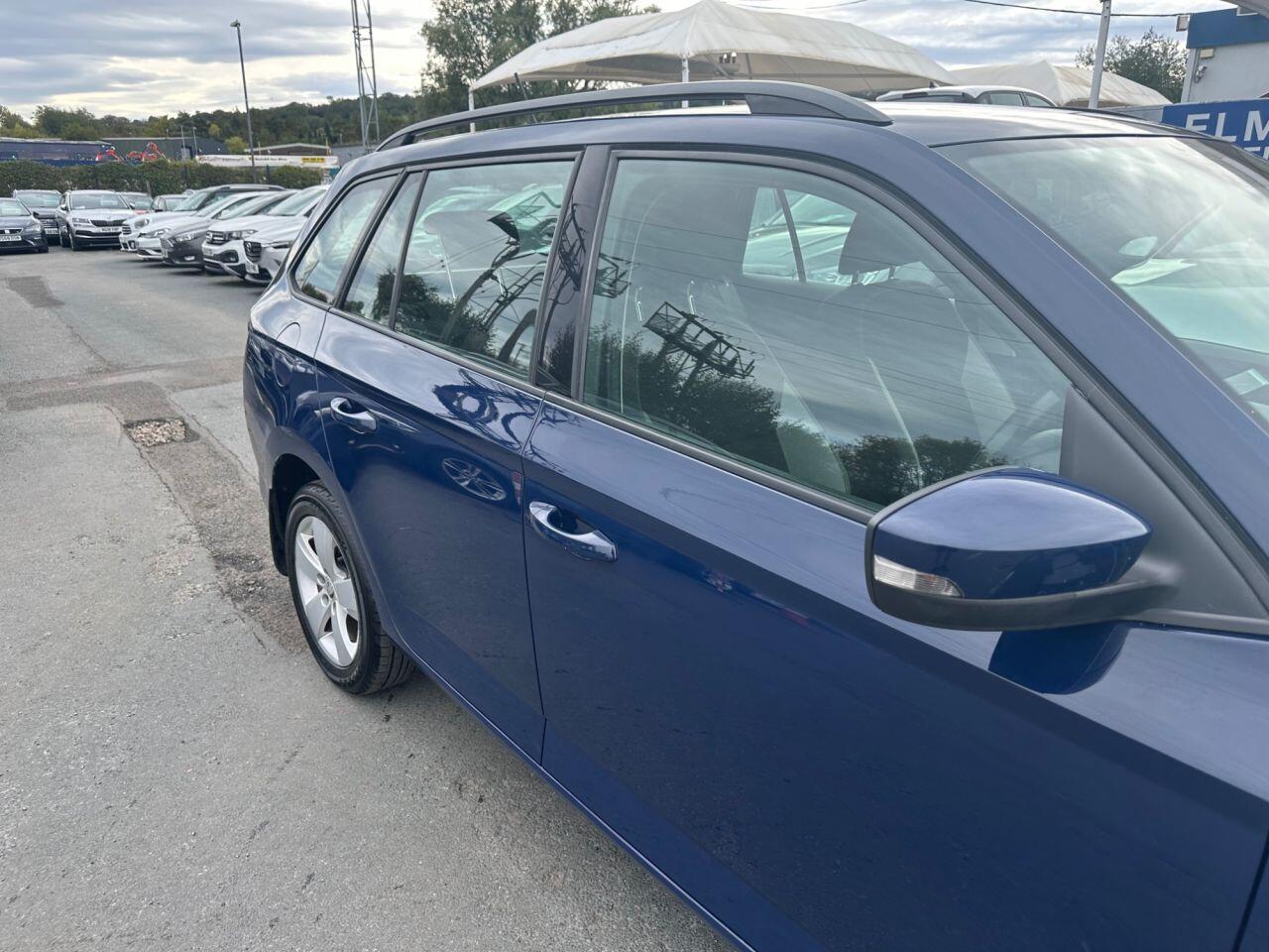 Skoda Fabia view 38