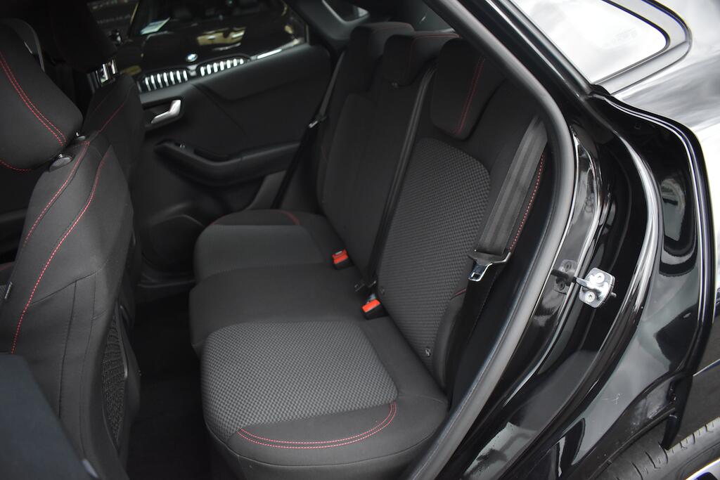 Ford Puma view 13