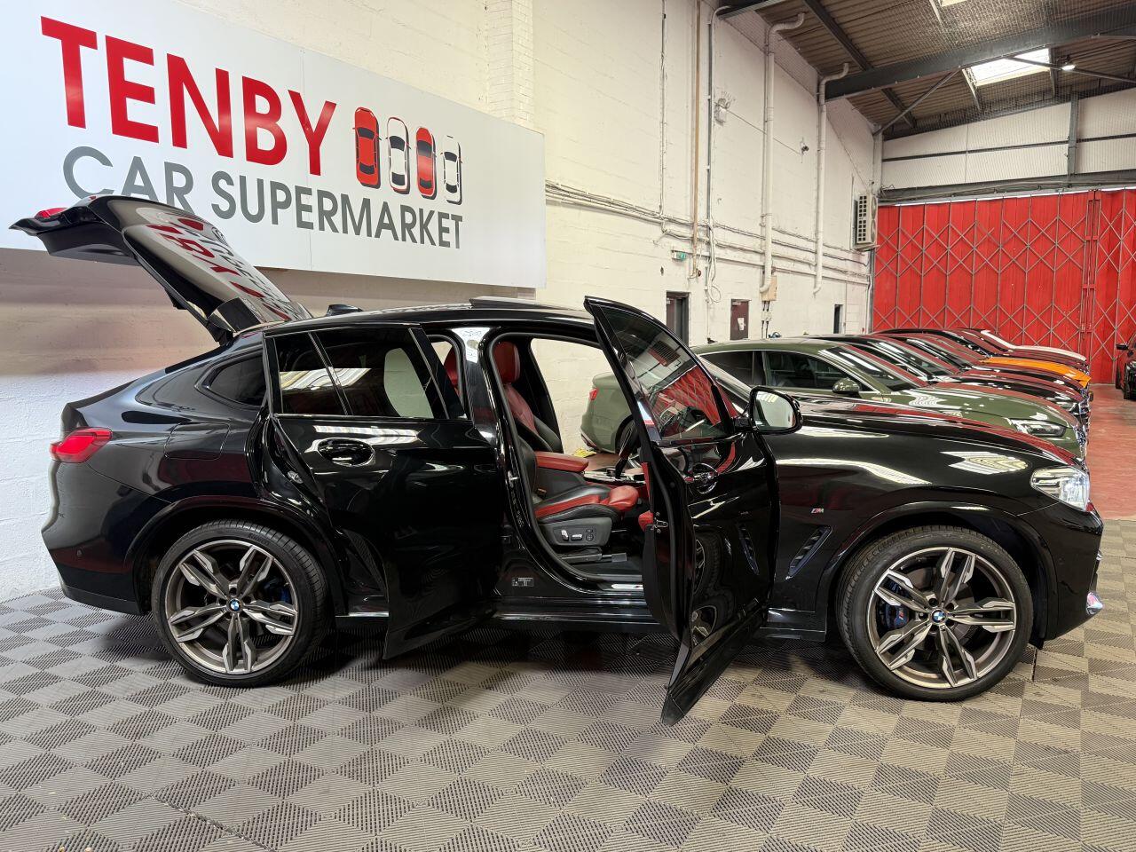 BMW X4 view 14