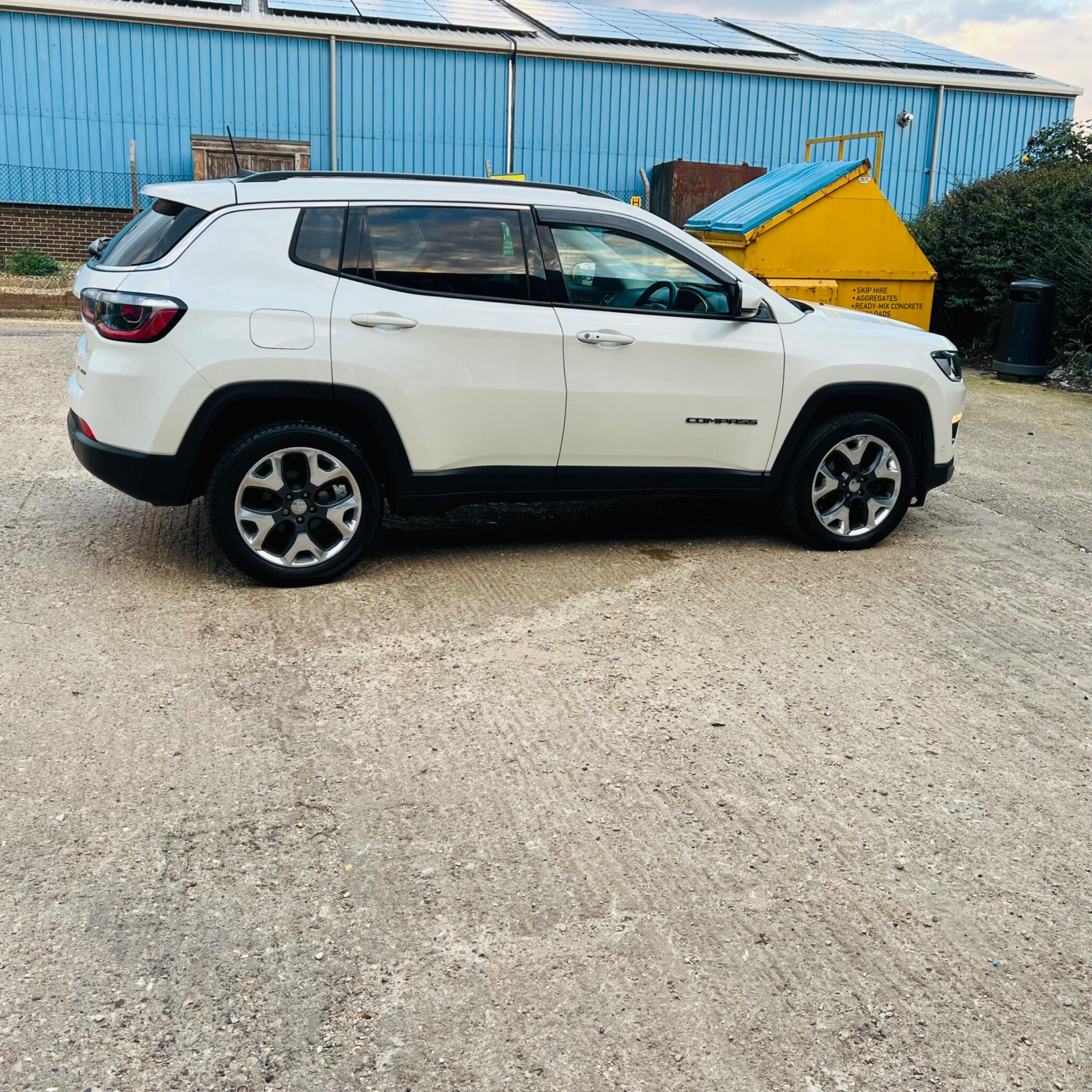 Jeep Compass view 10