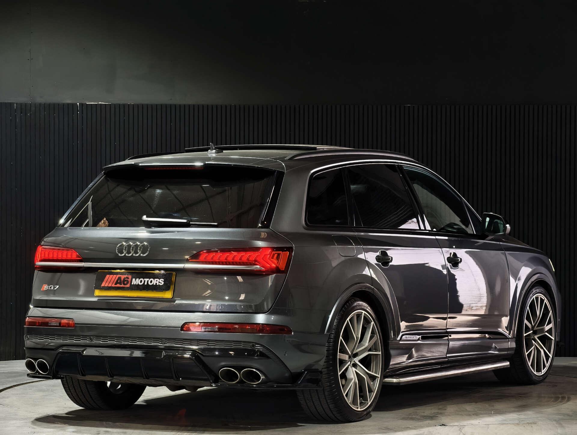 Audi SQ7 view 19