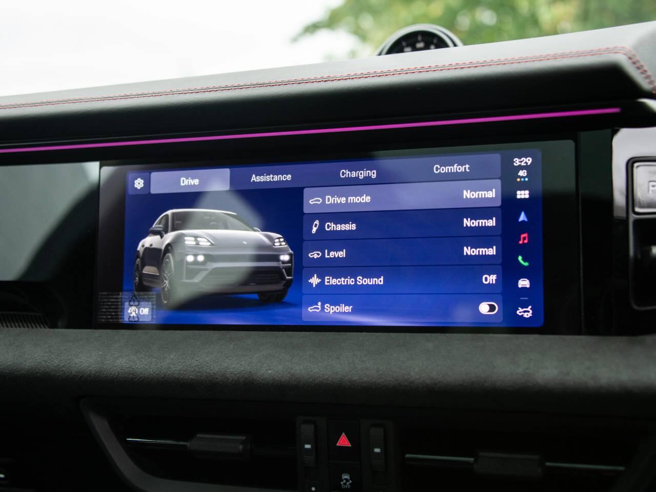 Porsche Macan view 64