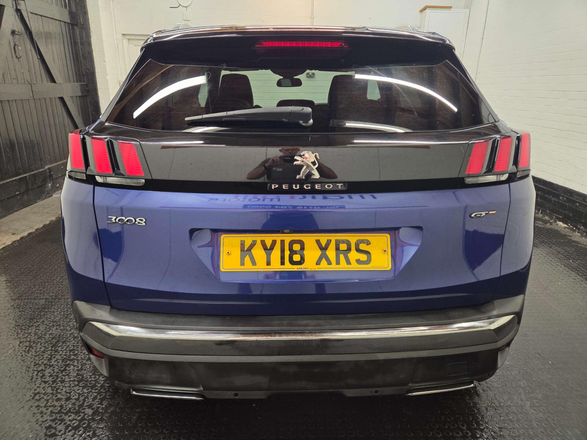 Peugeot 3008 view 6