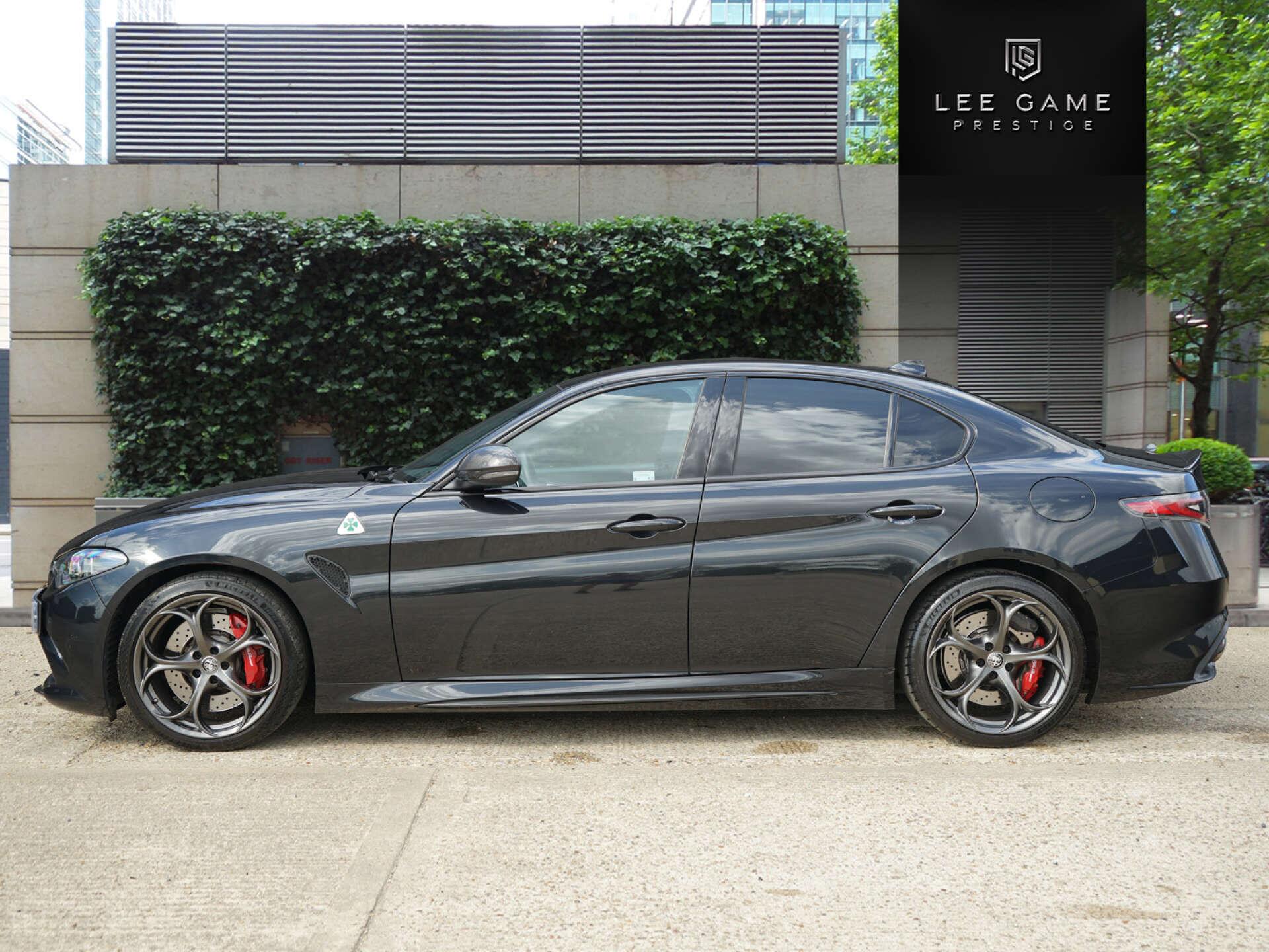 Alfa Romeo Giulia view 5