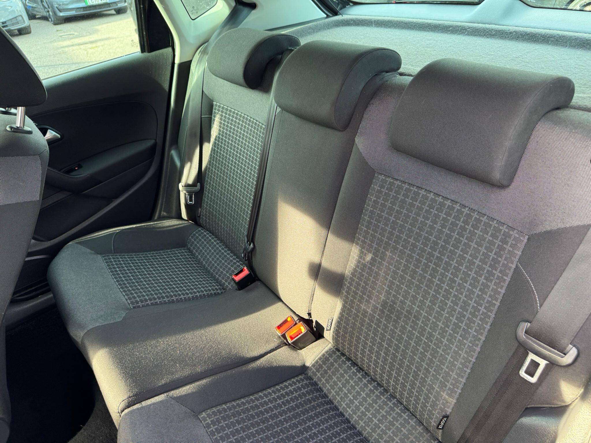 Volkswagen Polo view 43