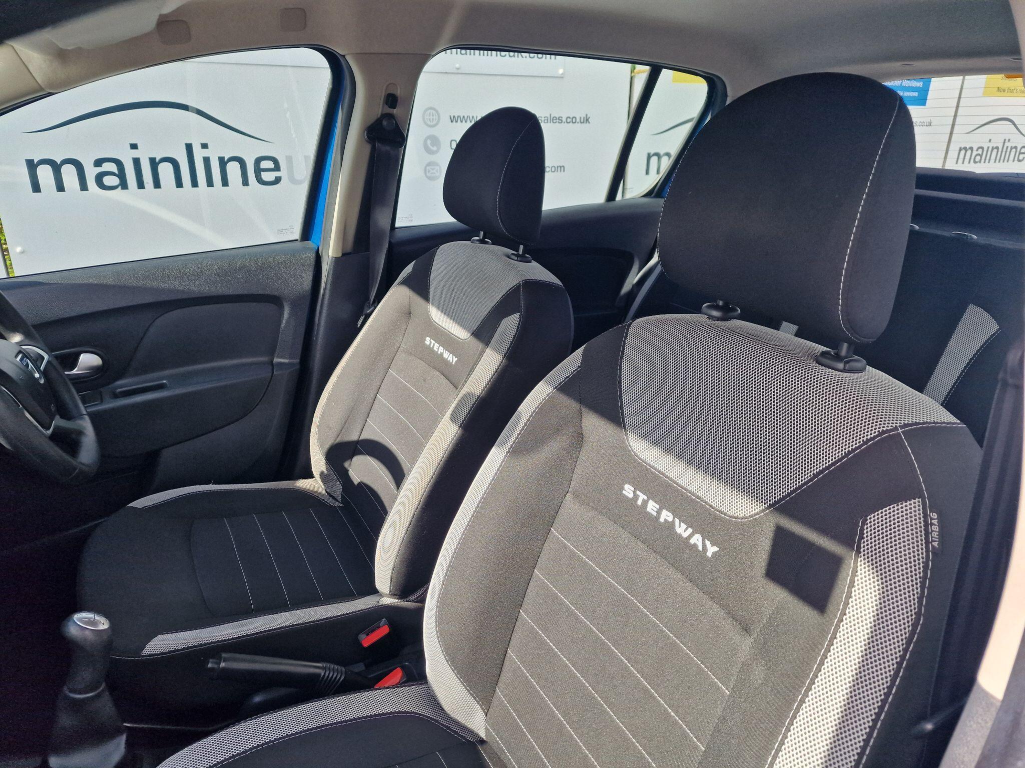Dacia Sandero view 45