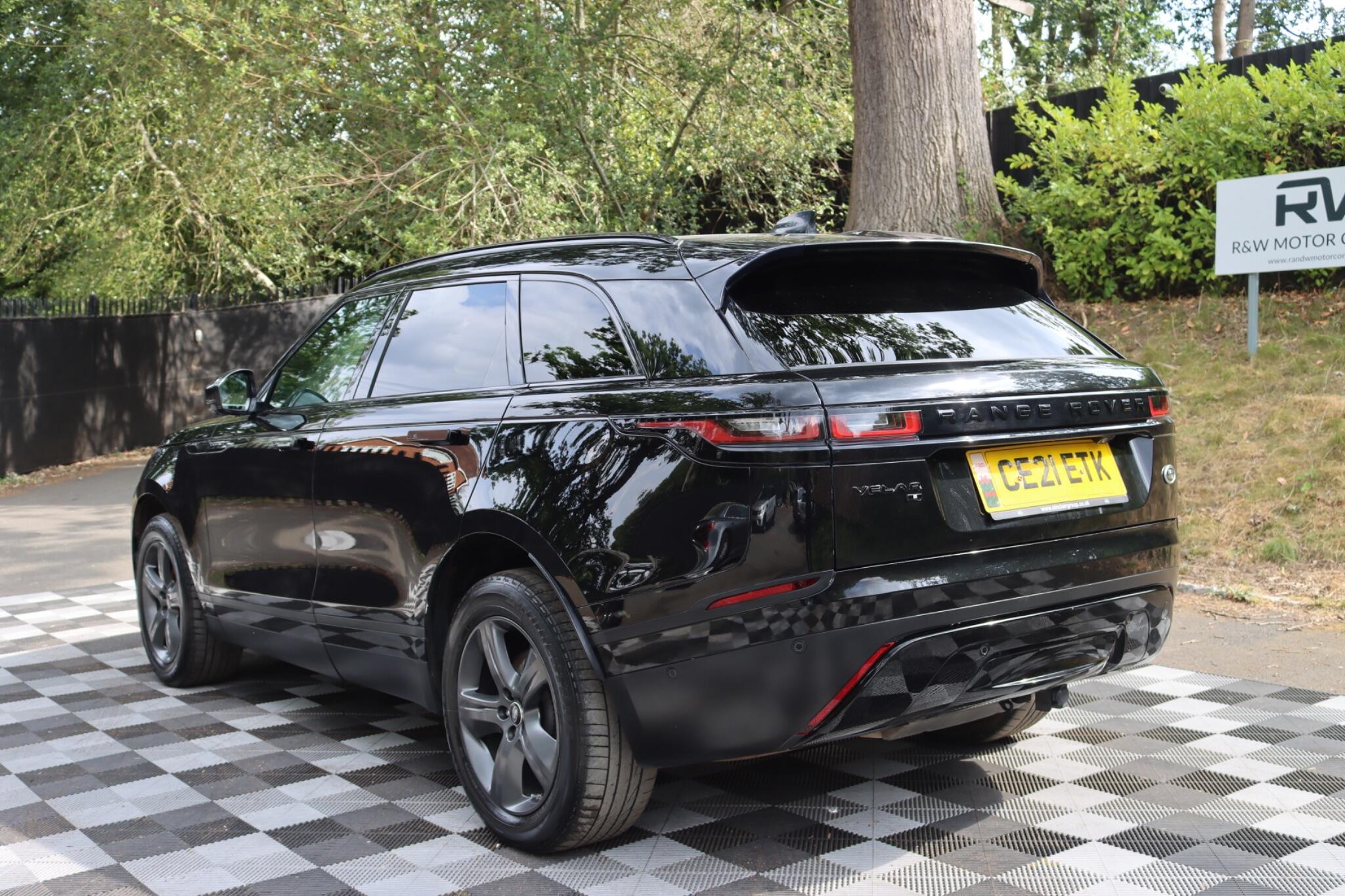 Land Rover Range Rover Velar view 30