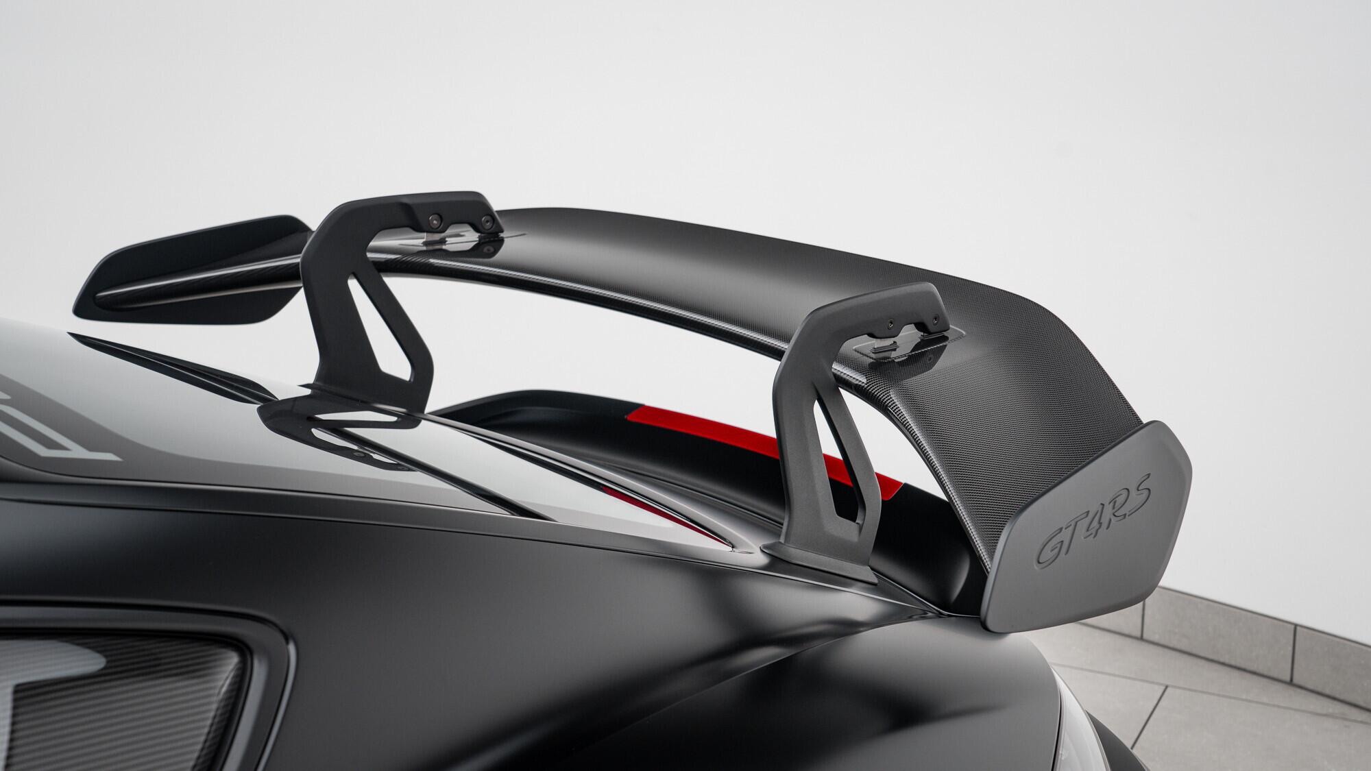 Porsche 718 Cayman view 13