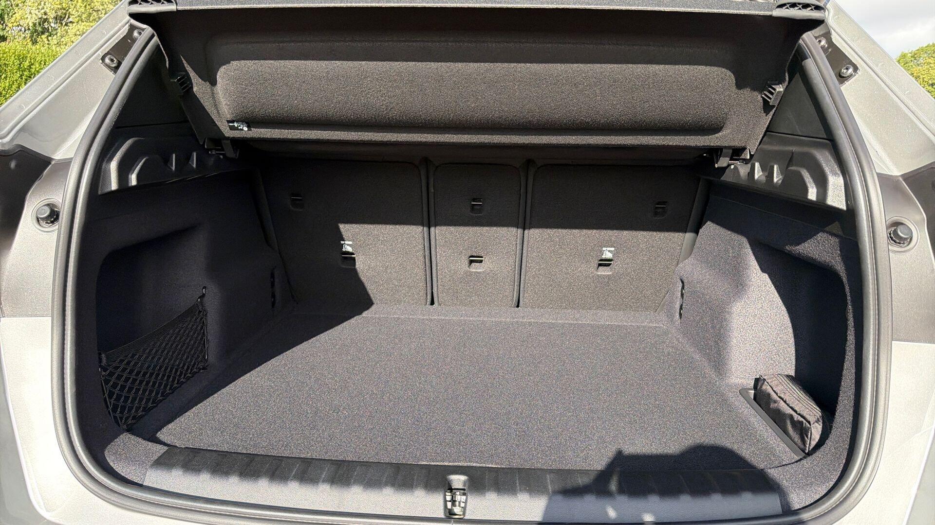 BMW X1 view 13