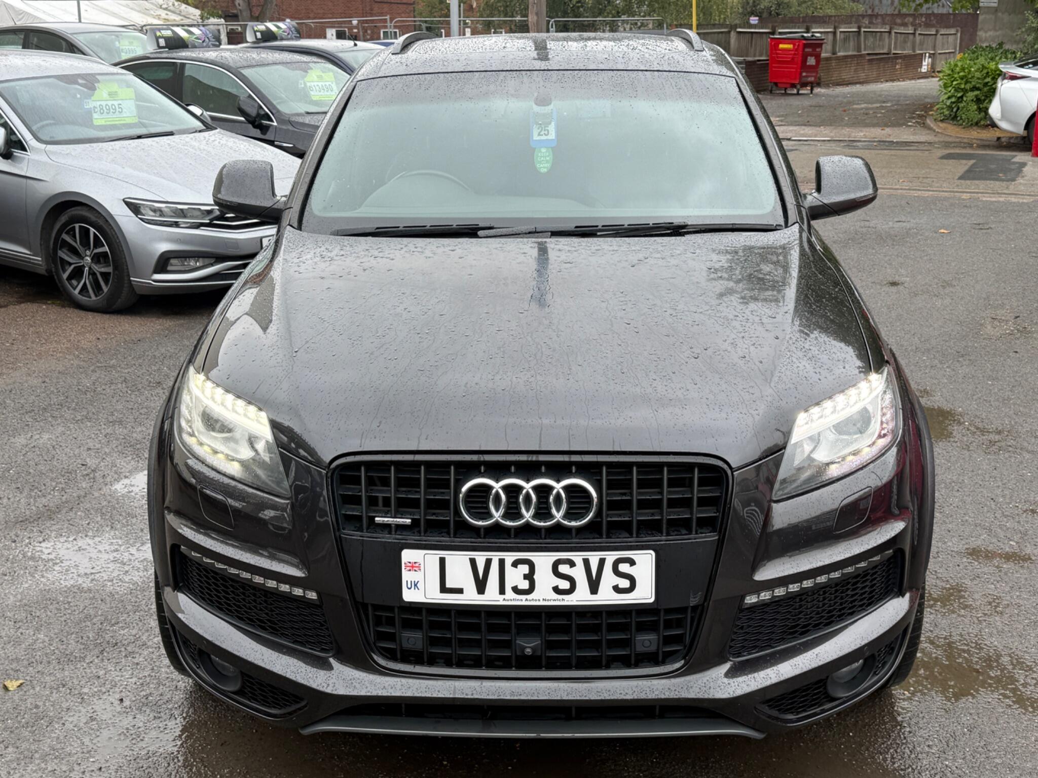 Audi Q7 - Image 7
