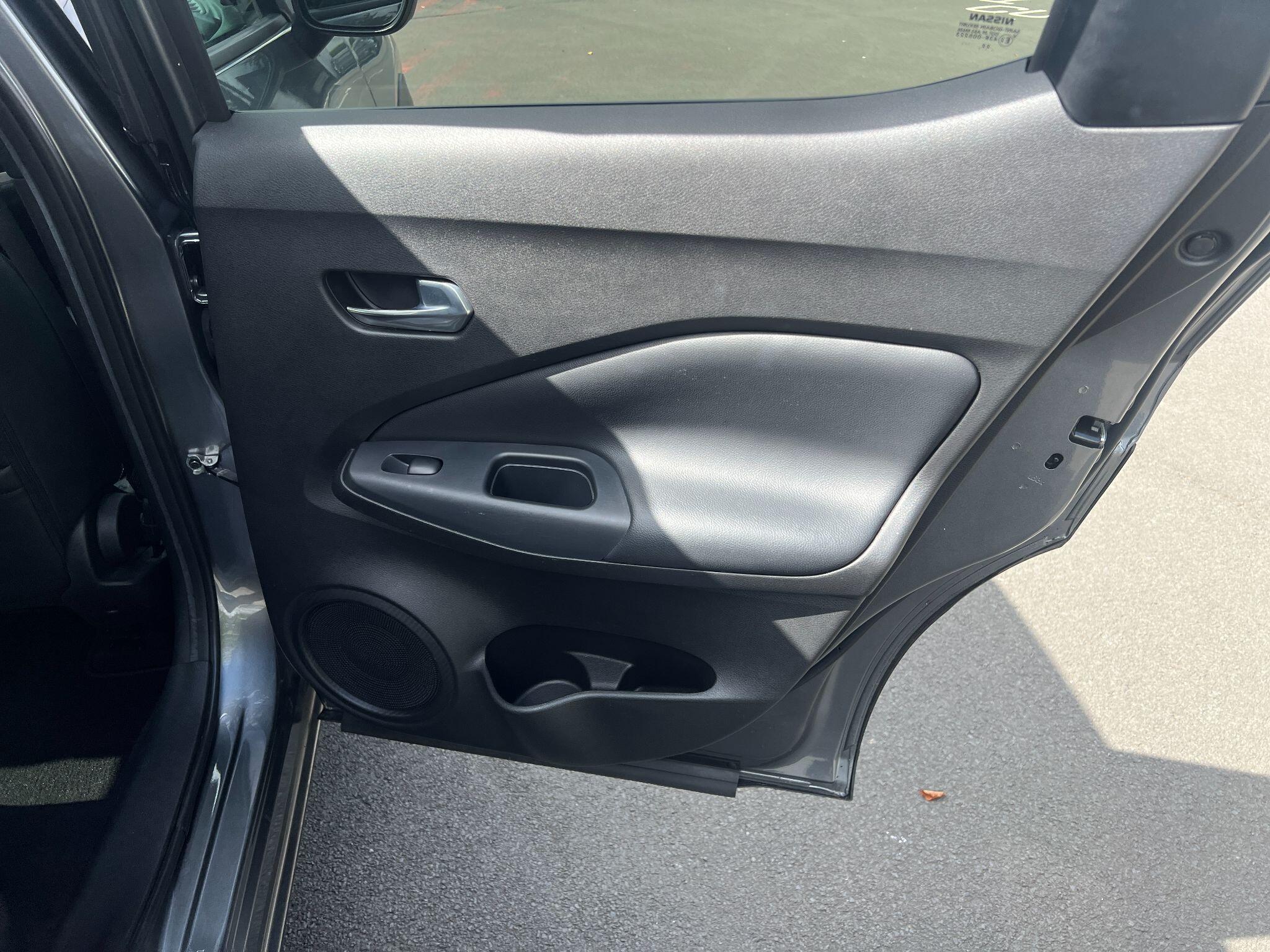 Nissan Juke view 22
