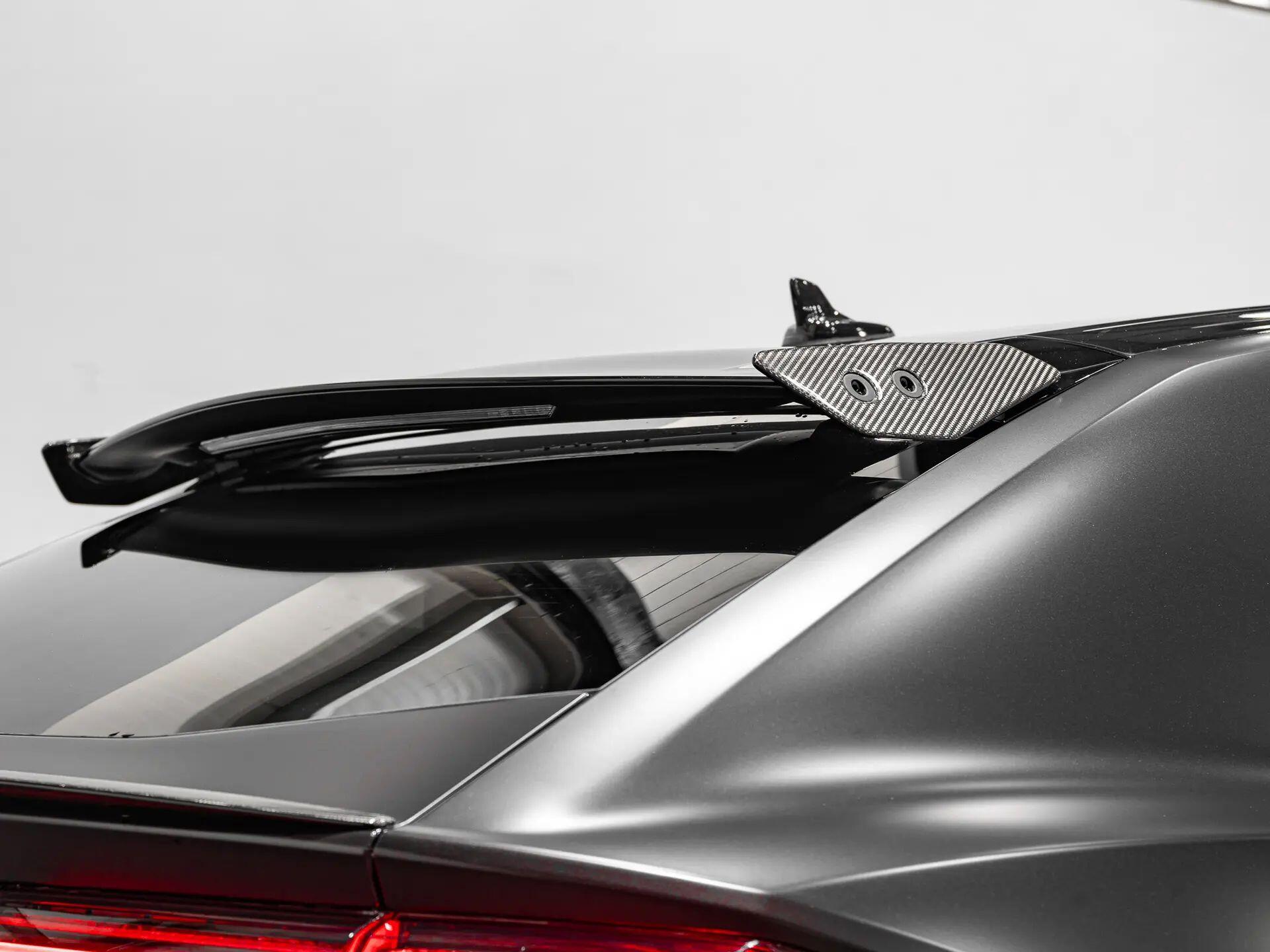 Lamborghini Urus view 16